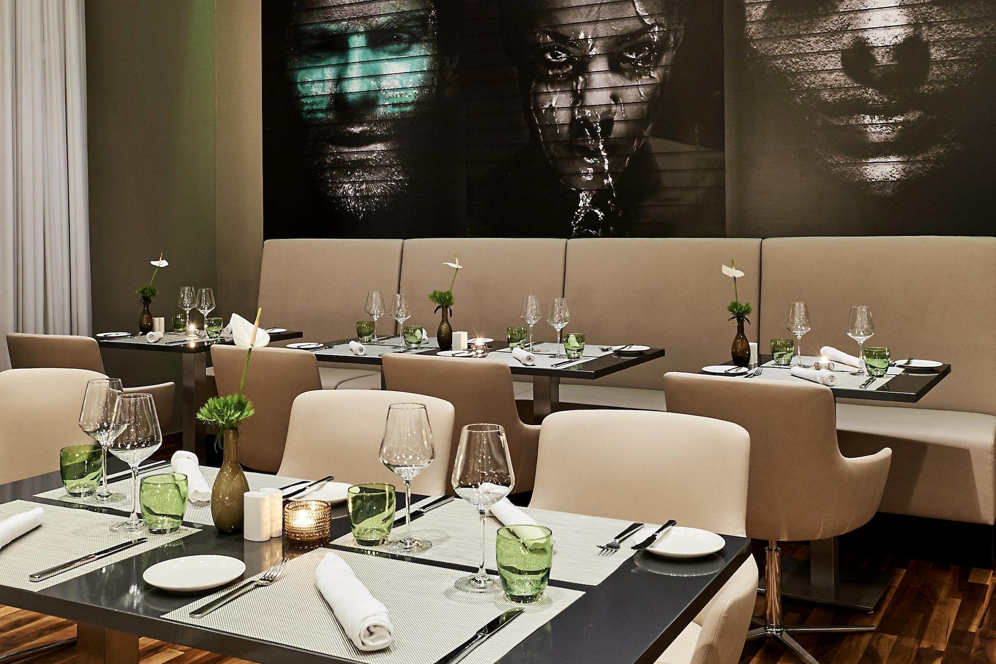 Restaurant LEGERE HOTEL Luxembourg