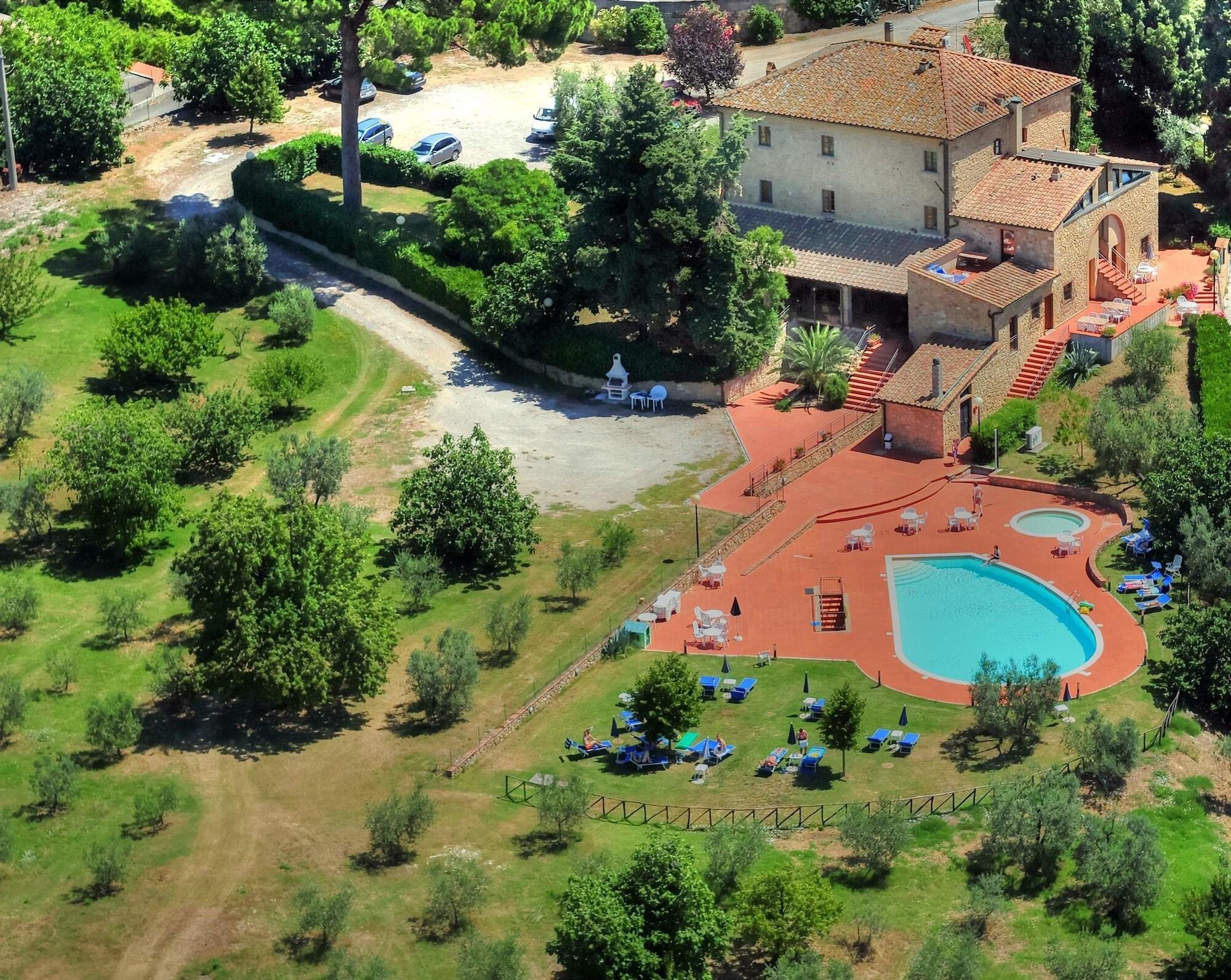 Varios Albergo Villa Rioddi