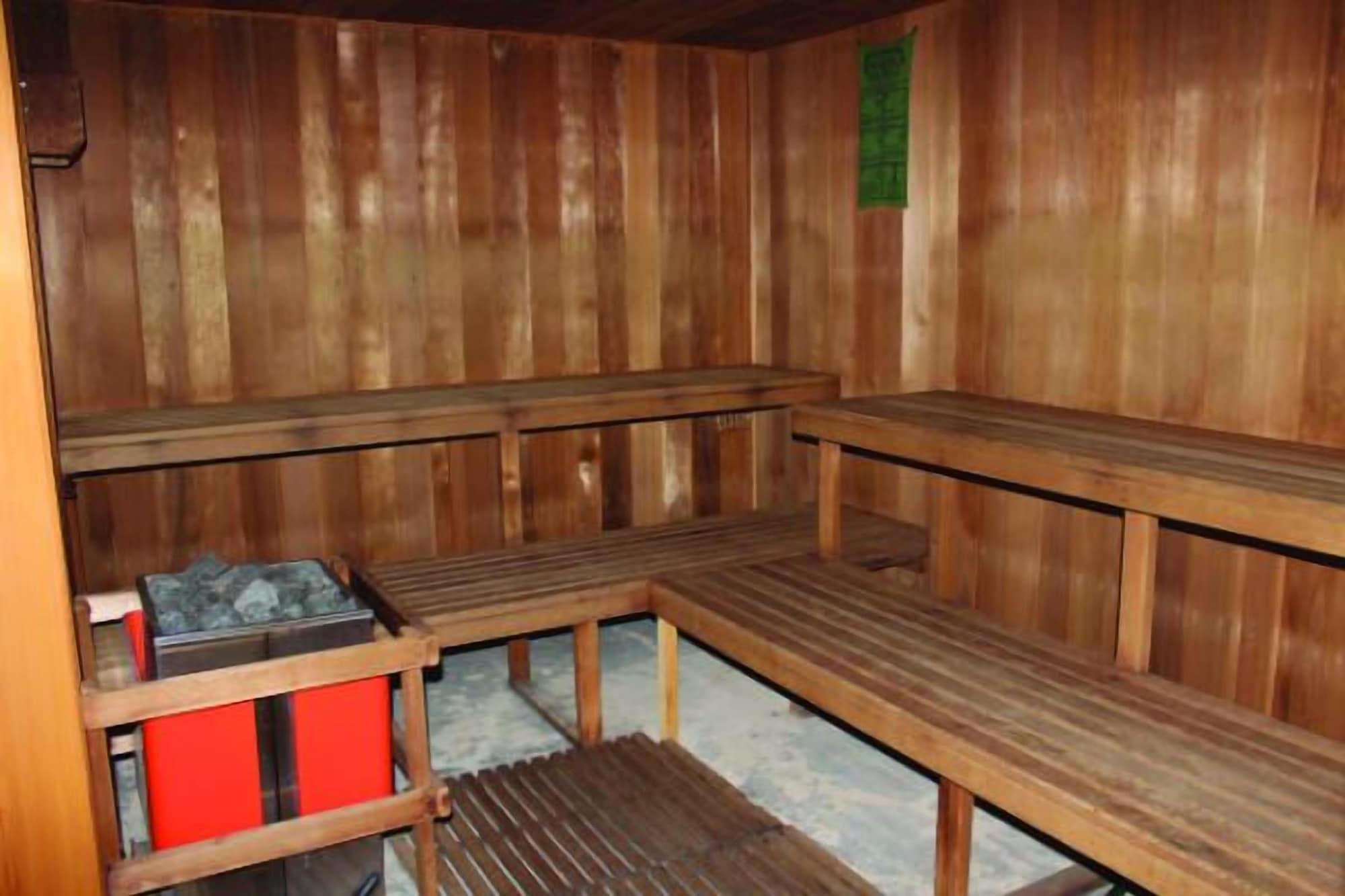 Spa Boonoona Ski Lodge