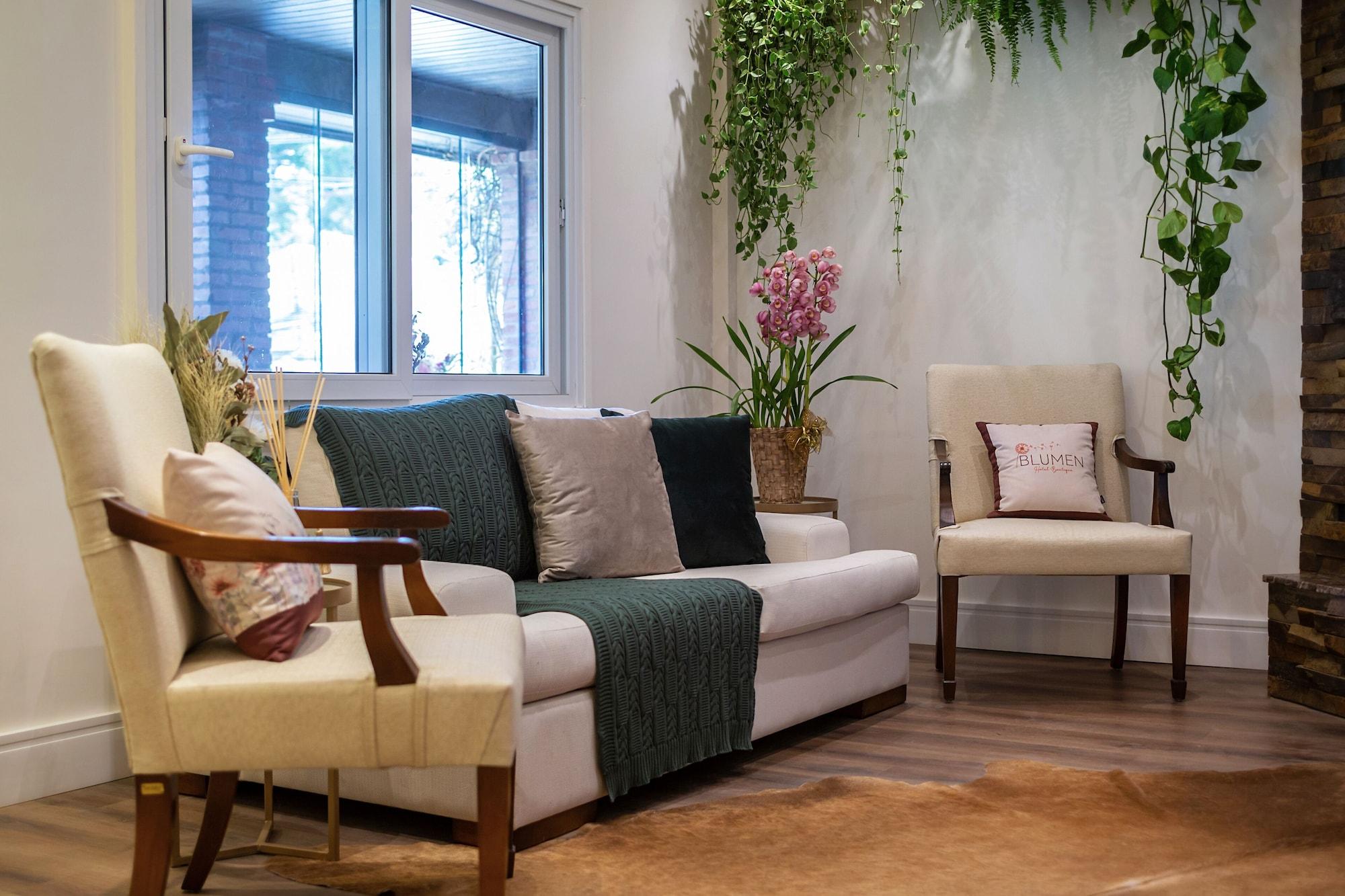 Vista Lobby Blumen Hotel Boutique