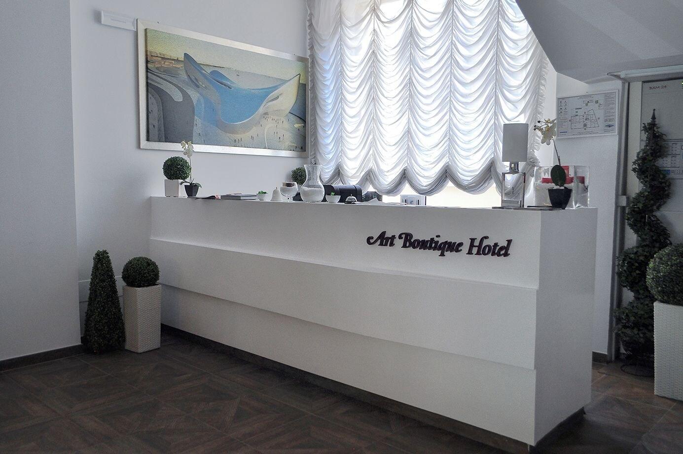 Varios Hotel Lido