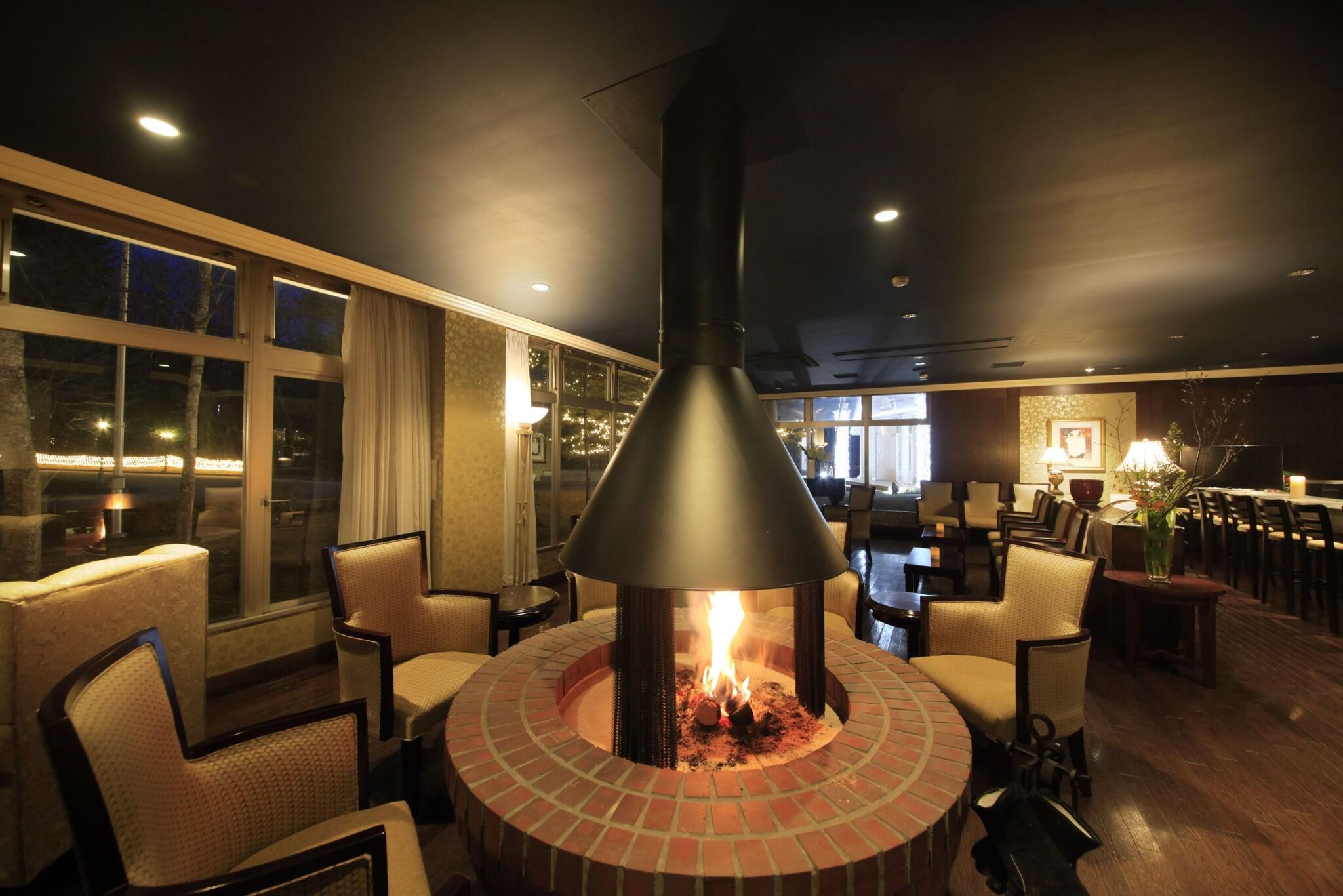 Bar/Salón Yutorelo Karuizawa Hotel