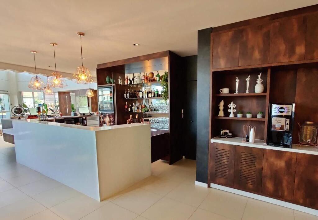Bar/Salón Mogano Express Hotel
