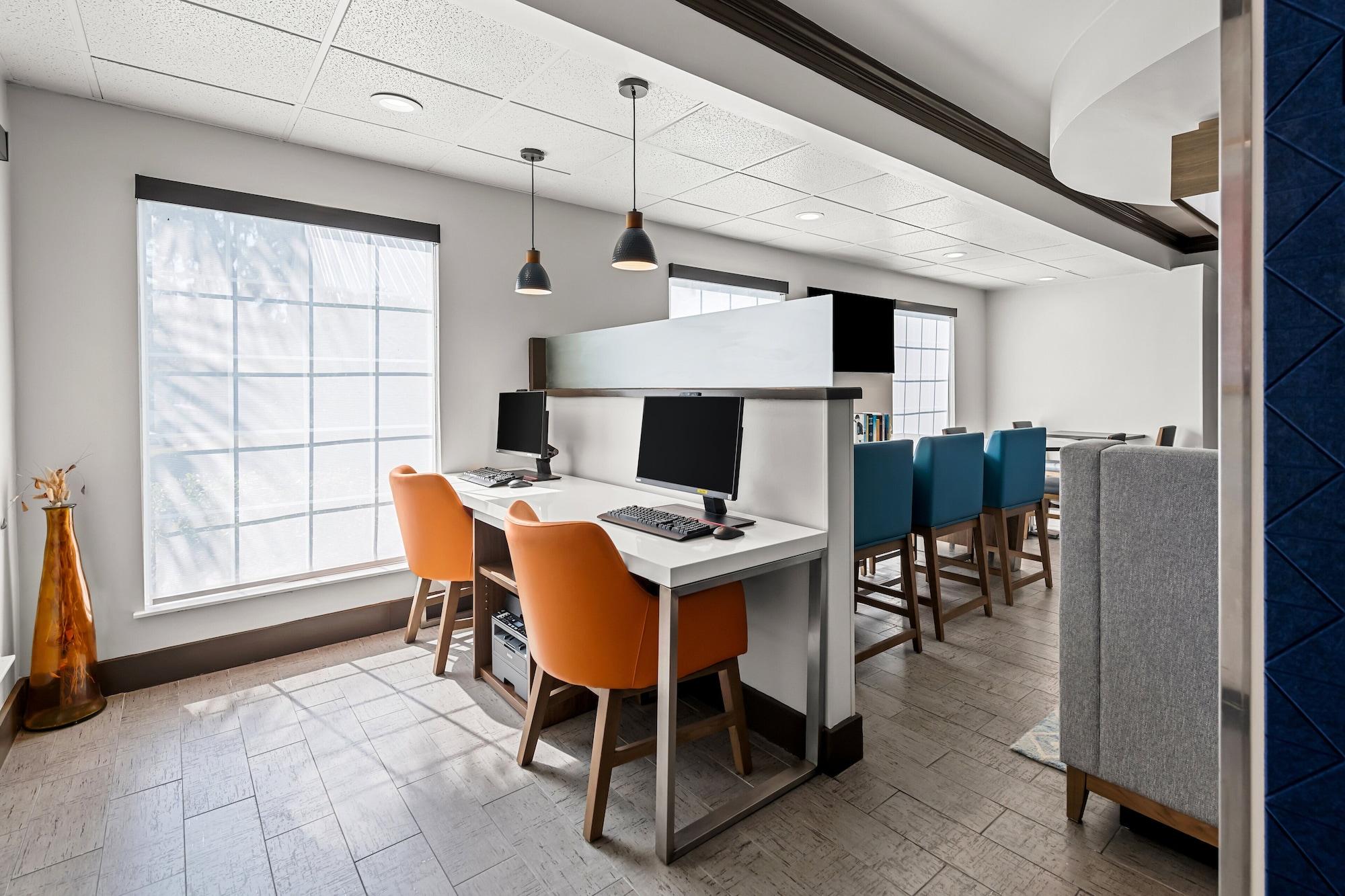 Comodidades del Alojamiento Holiday Inn Express Saint Simons Island by IHG