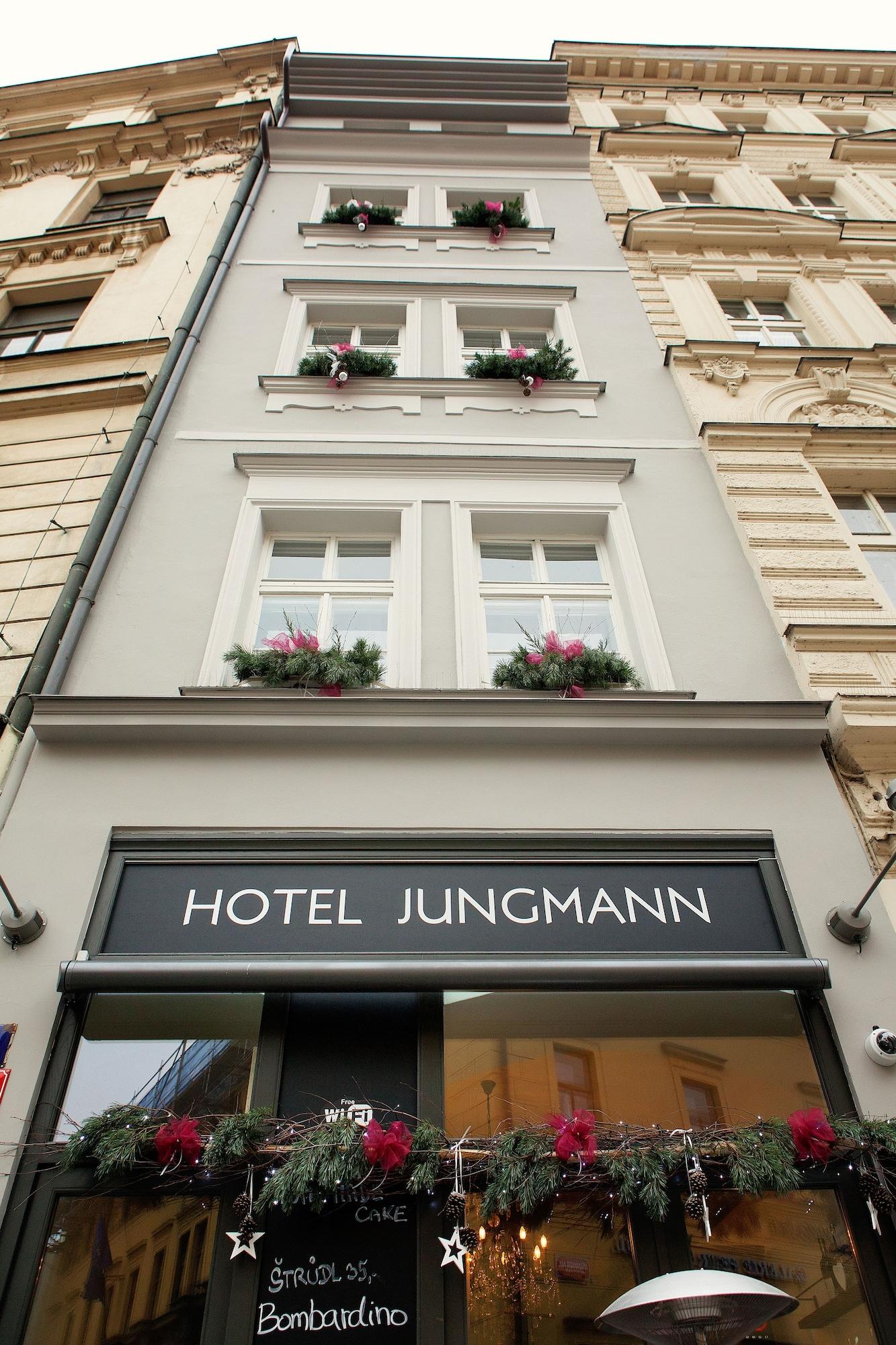 Vista Exterior Jungmann