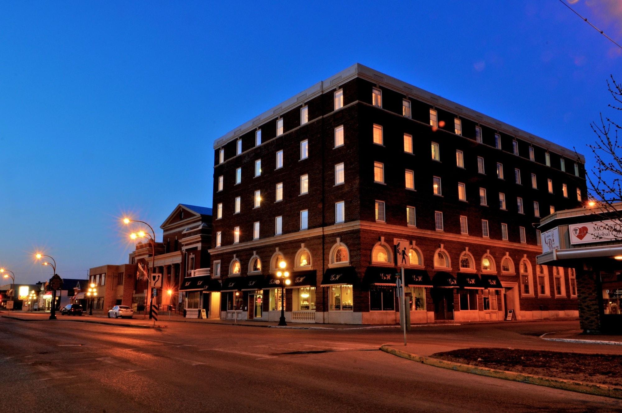 Vista Exterior Grant Hall Hotel