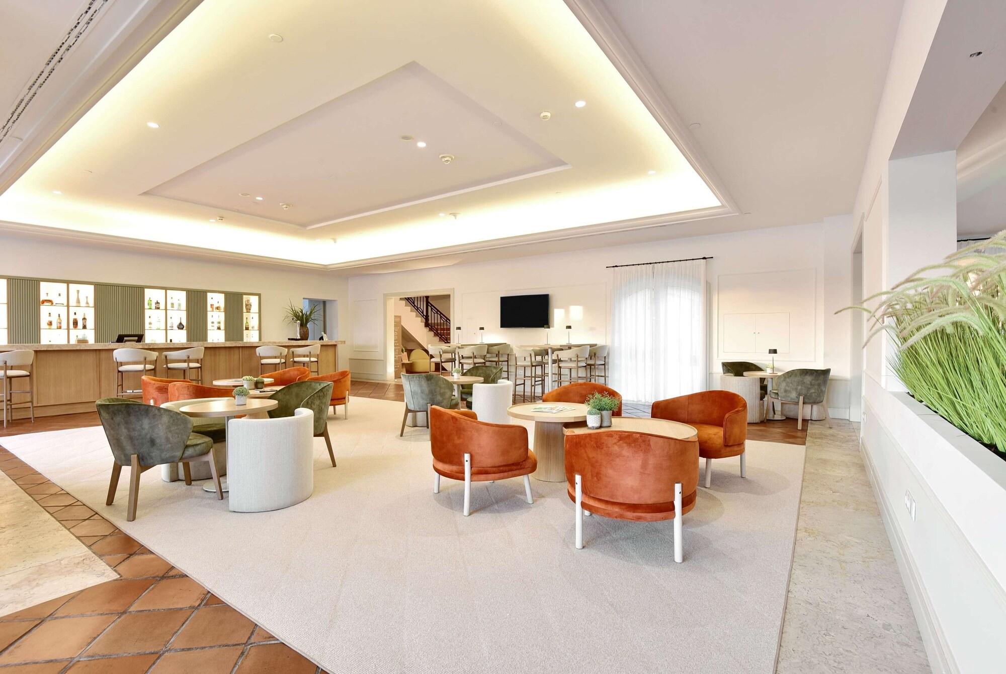 Vista Lobby Dolce by Wyndham CampoReal Lisboa