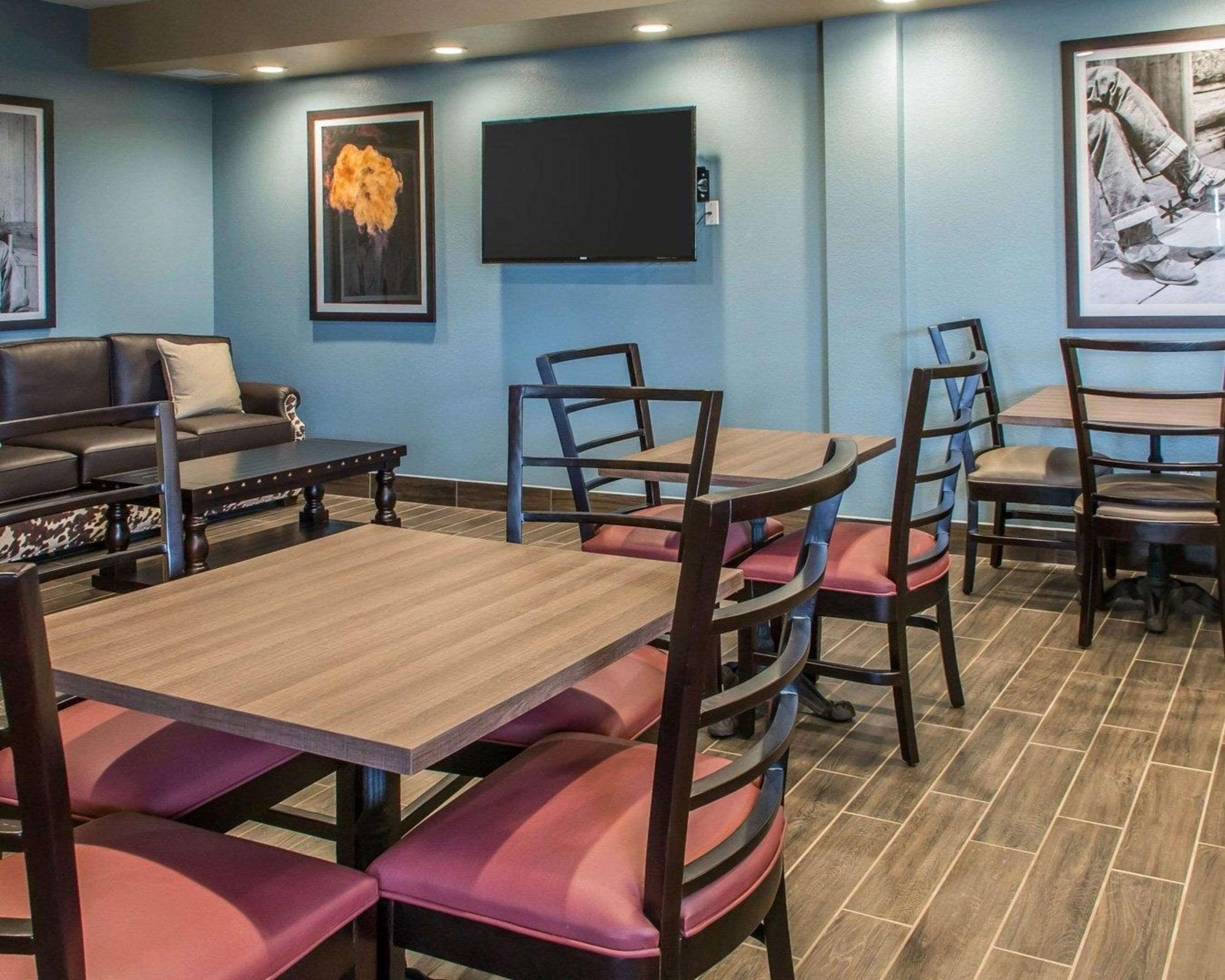 Restaurant MainStay Suites Cotulla