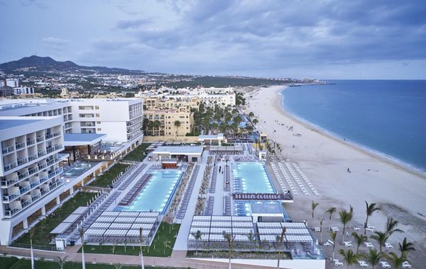 Riu Palace Baja California - Adults Only - All Inclusive - Hoteles pet friendly en Cabo San Lucas
