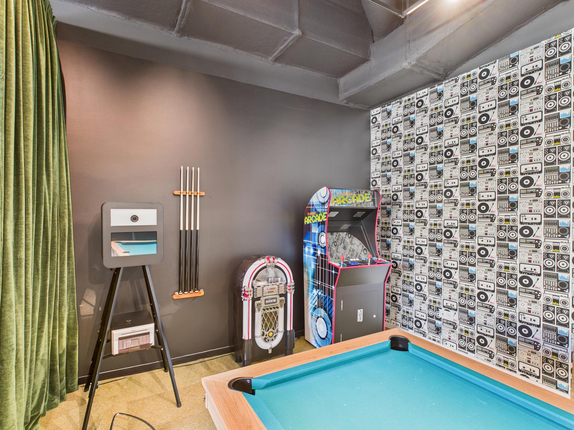 Instalaciones Recreativas Hife Velizy