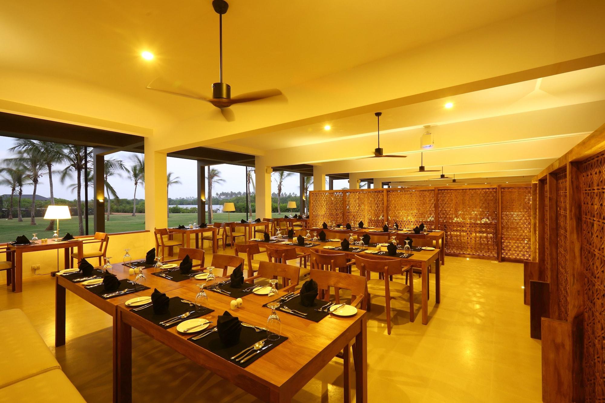Restaurant Anantaya Resort and Spa Chilaw