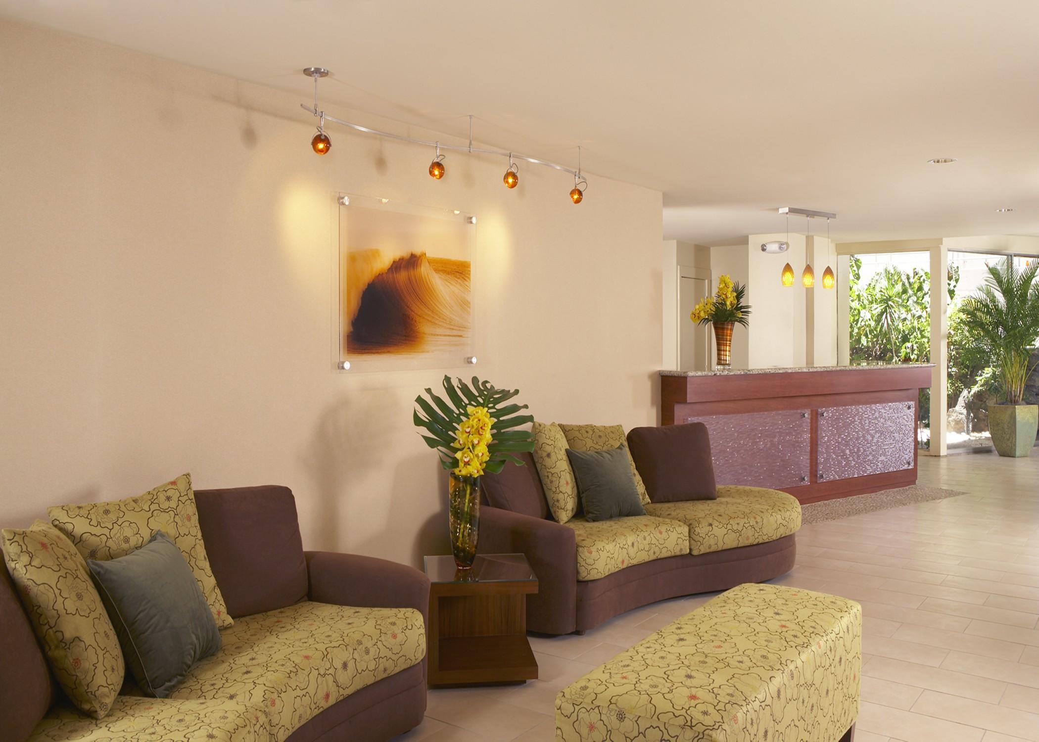 Vista Lobby Romer House Waikiki