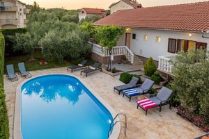 Alquiler Vacacional - Villa Pine