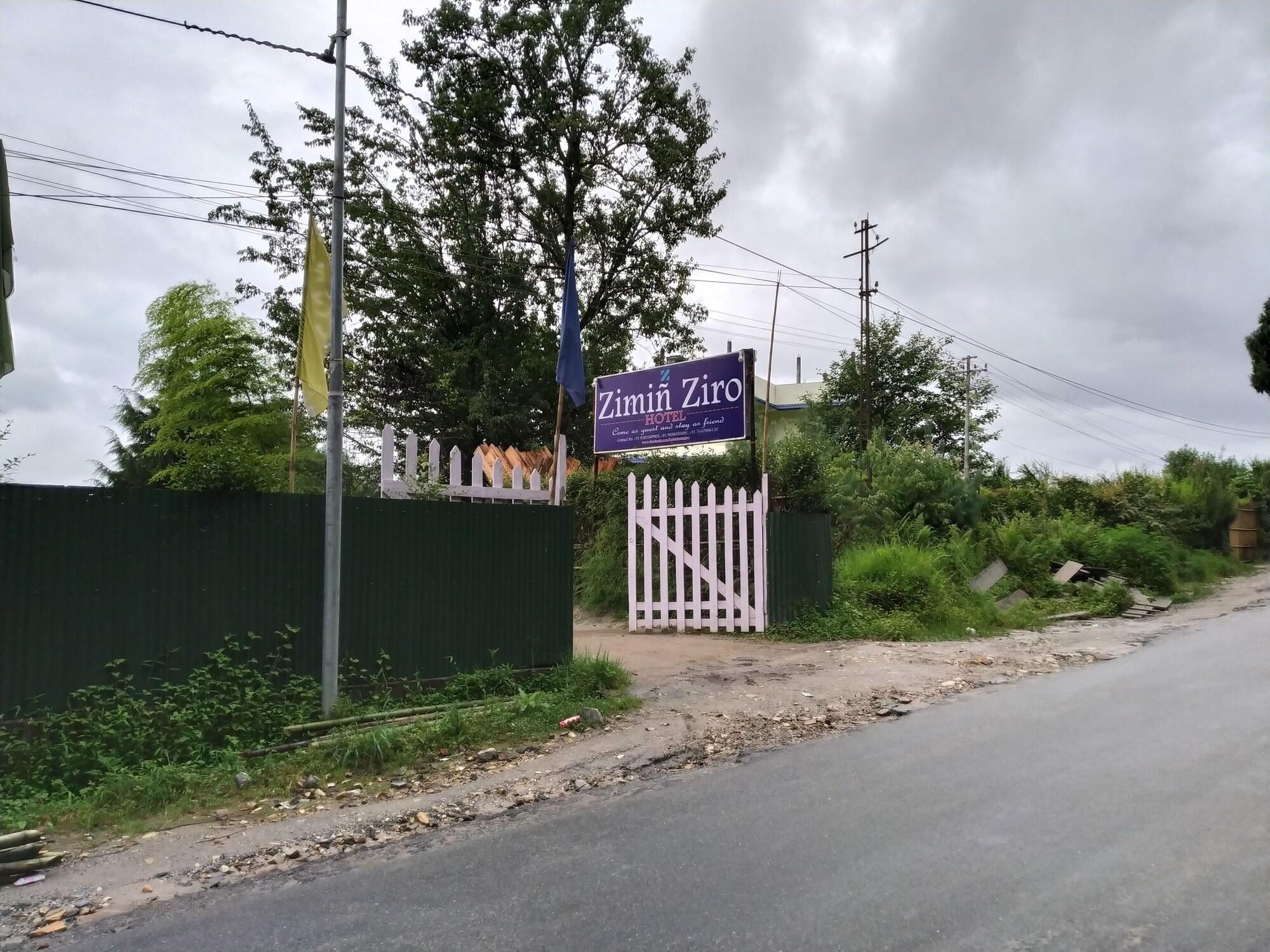 Vista Exterior Hotel Zimin ziro
