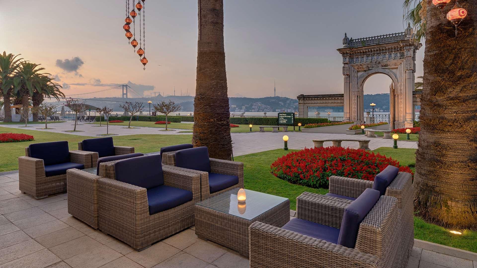 Bar/Salón Ciragan Palace Kempinski