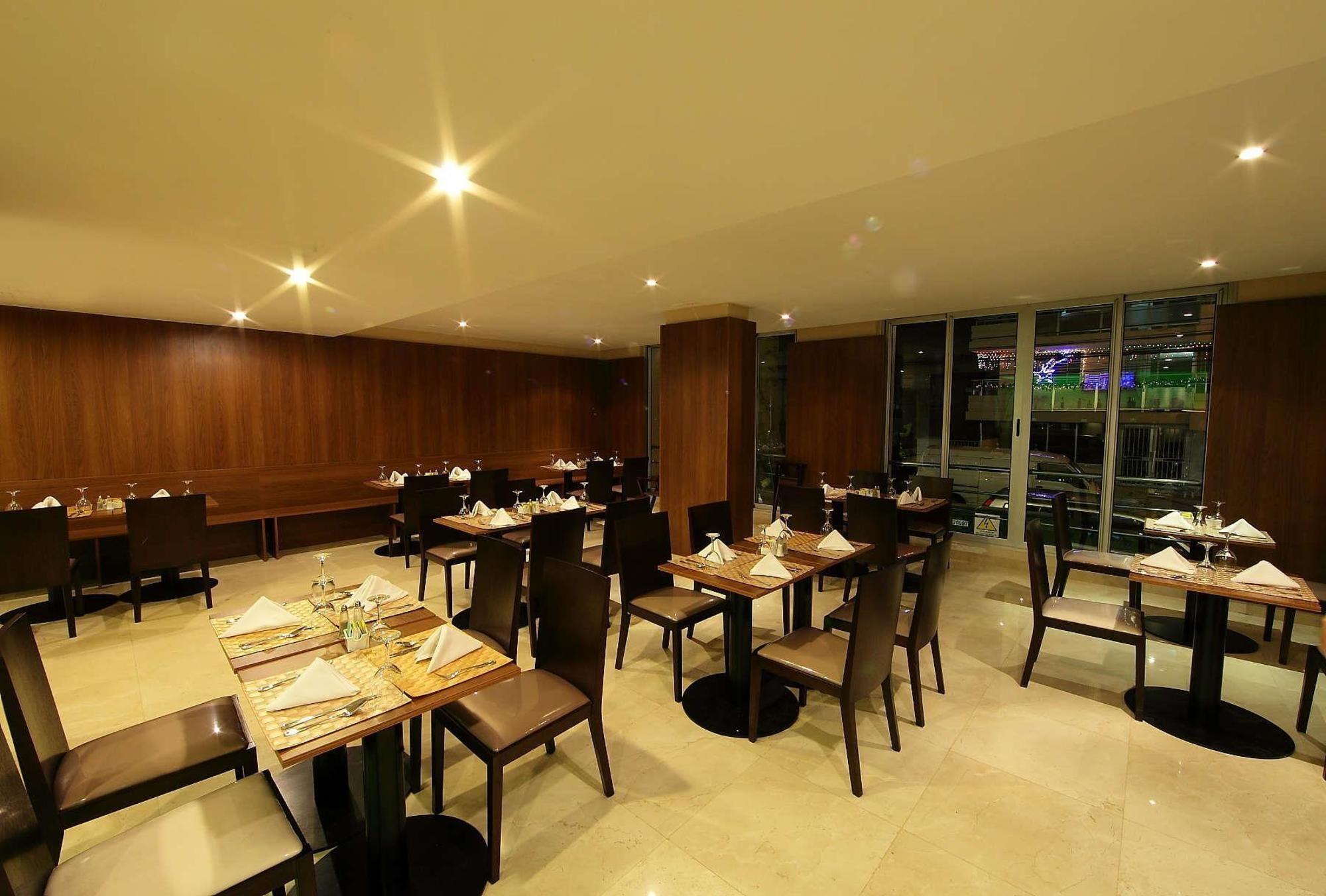 Restaurant Wyndham Garden Panama City