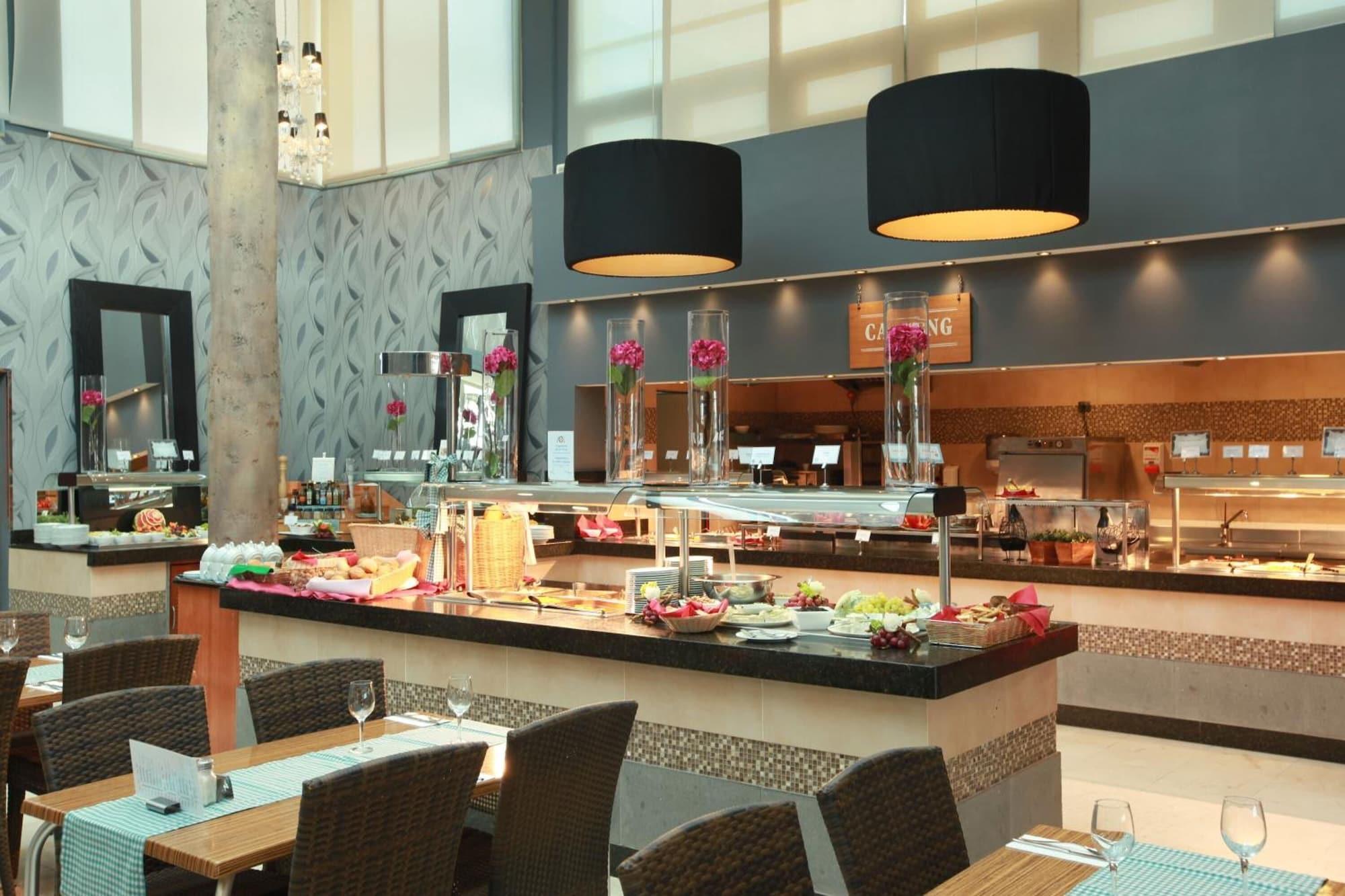 Restaurant Grupotel Playa Feliz