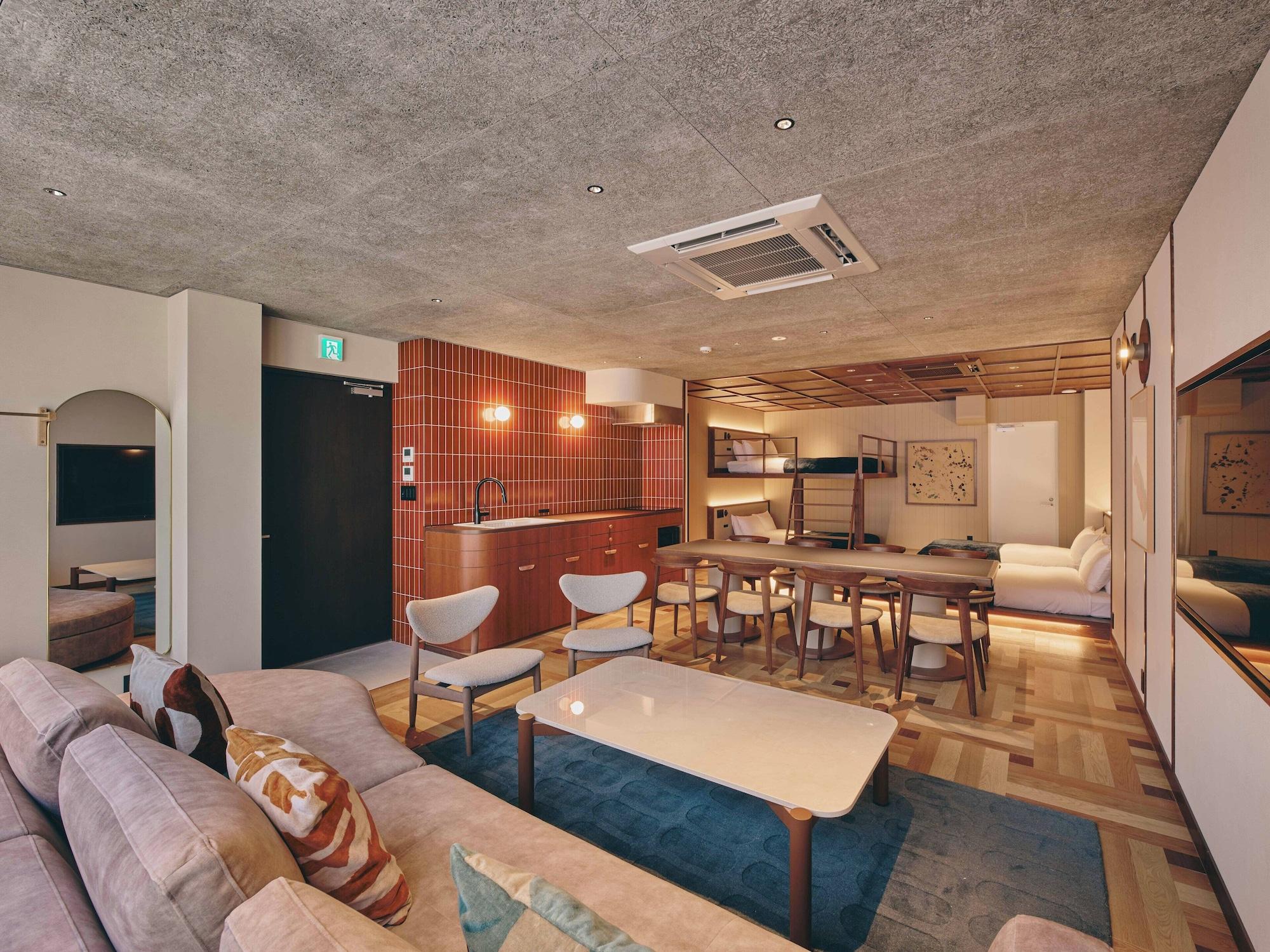 Varios illi Nuto Shinjuku