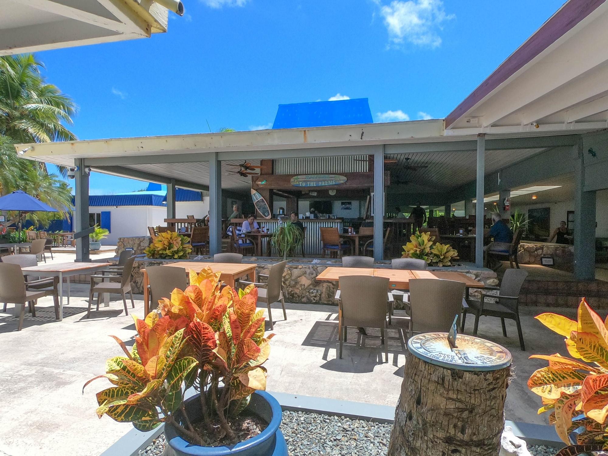 Restaurant The Palms at Pelican Cove