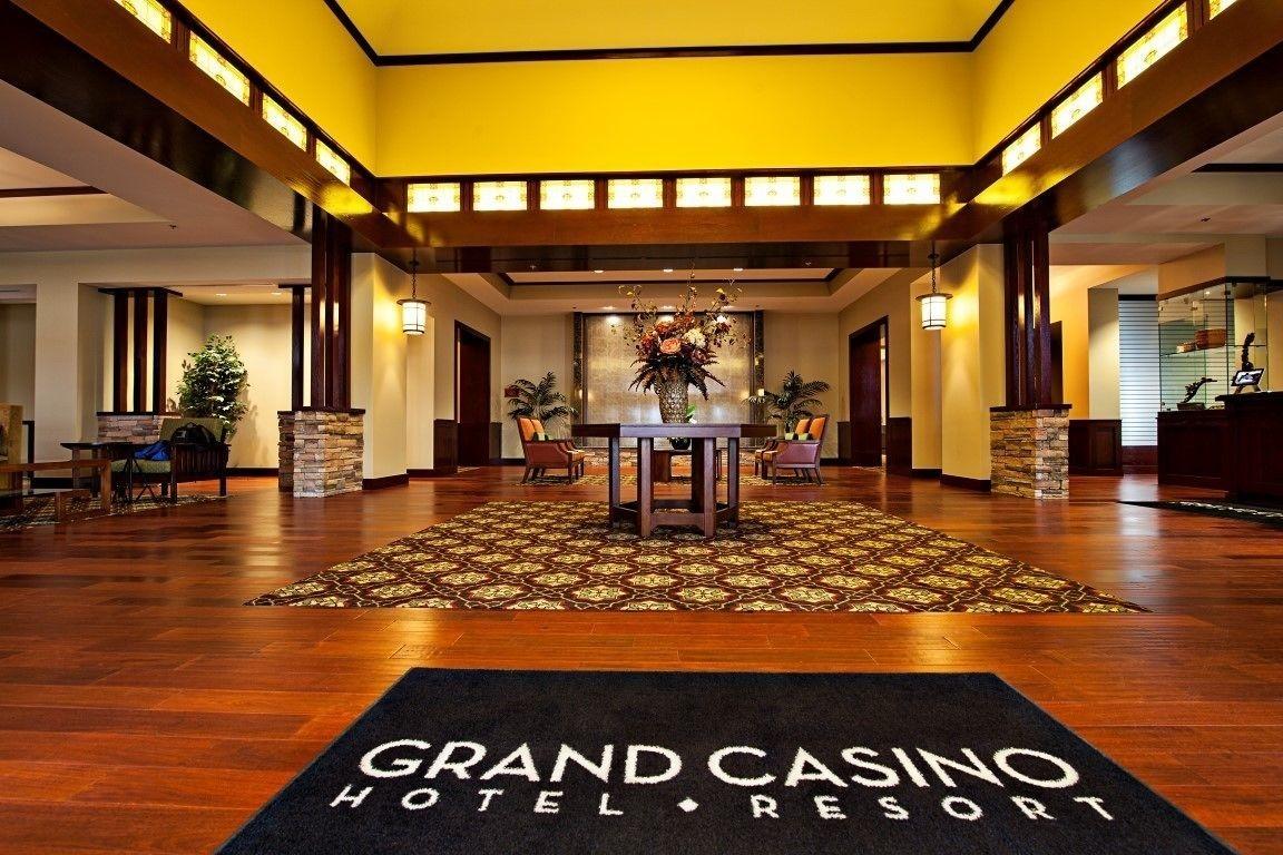 Vista Lobby Grand Casino Hotel and Resort