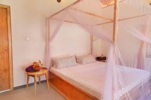 Alquiler Vacacional - Komfortables Doppelzimmer mit Pool, Wifi und Kühlschrank mit Strandzugang