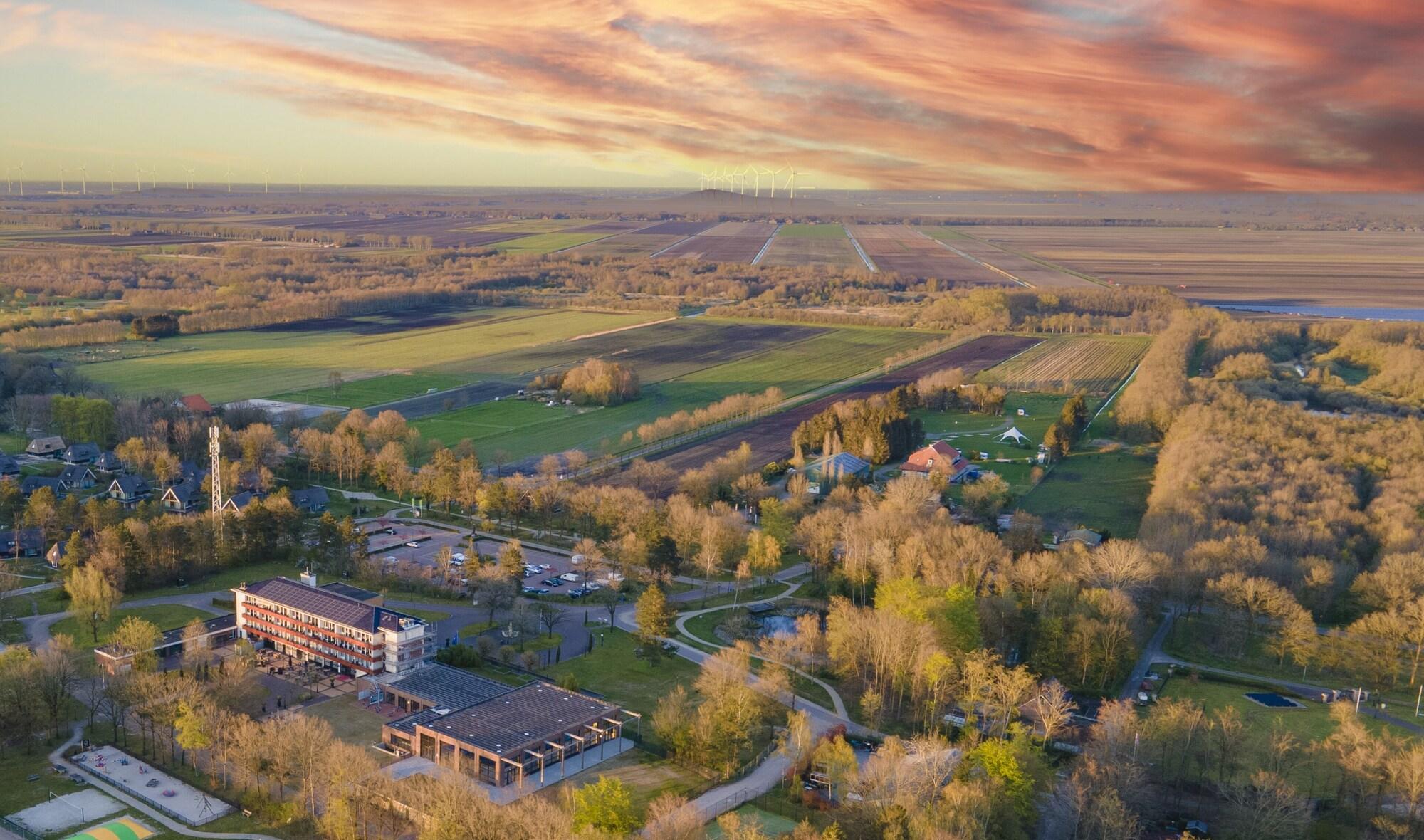 Vista Exterior Fletcher Familiehotel De Hunzebergen