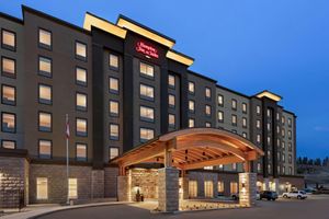 Alojamiento - Hampton Inn & Suites by Hilton Kelowna Airport
