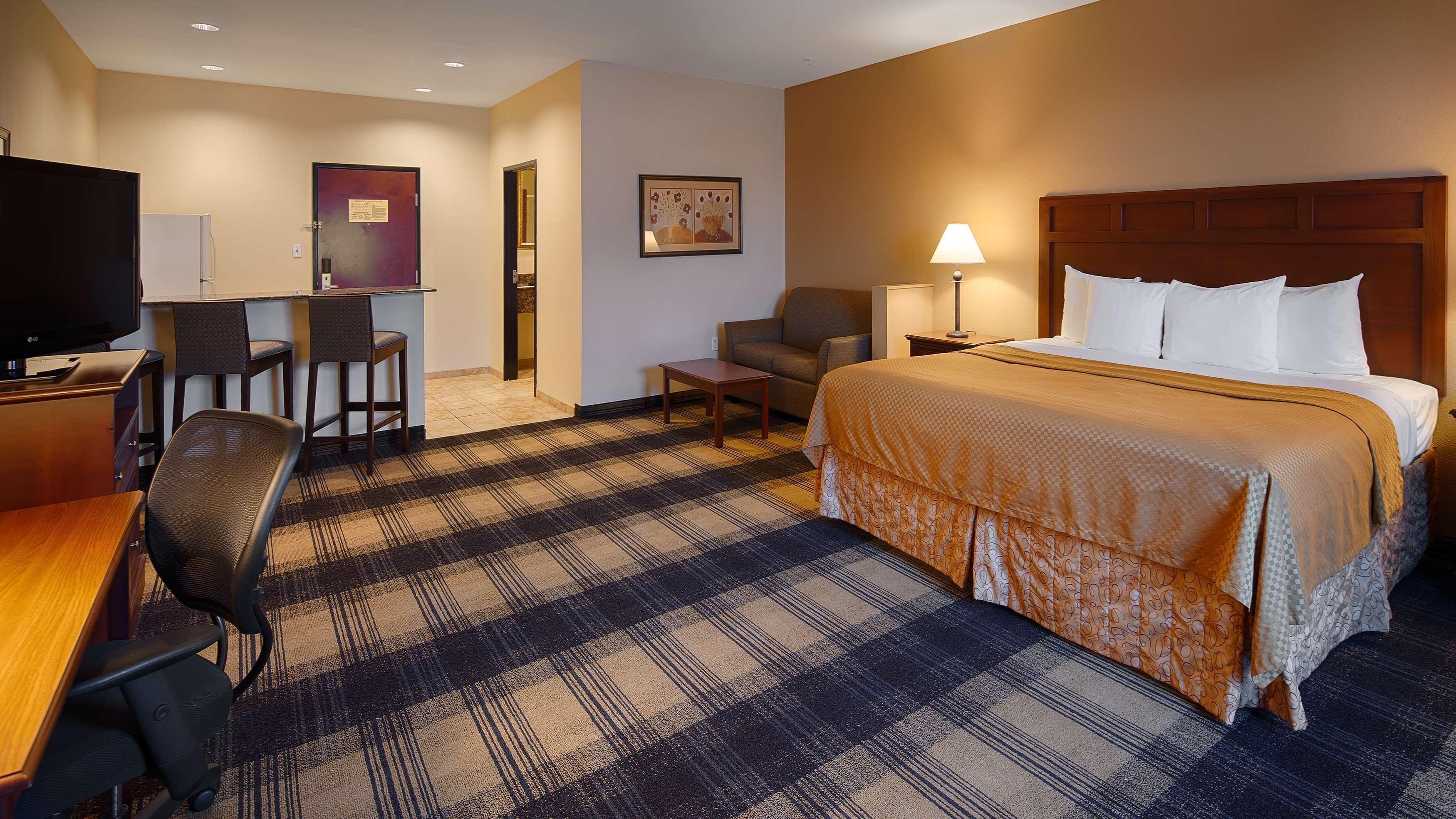 Vista Exterior Best Western Lockhart Hotel & Suites