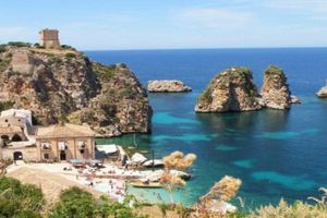 Alquiler Vacacional - Carini Luxury apartment in the historic center of Carini near the airport and the sea