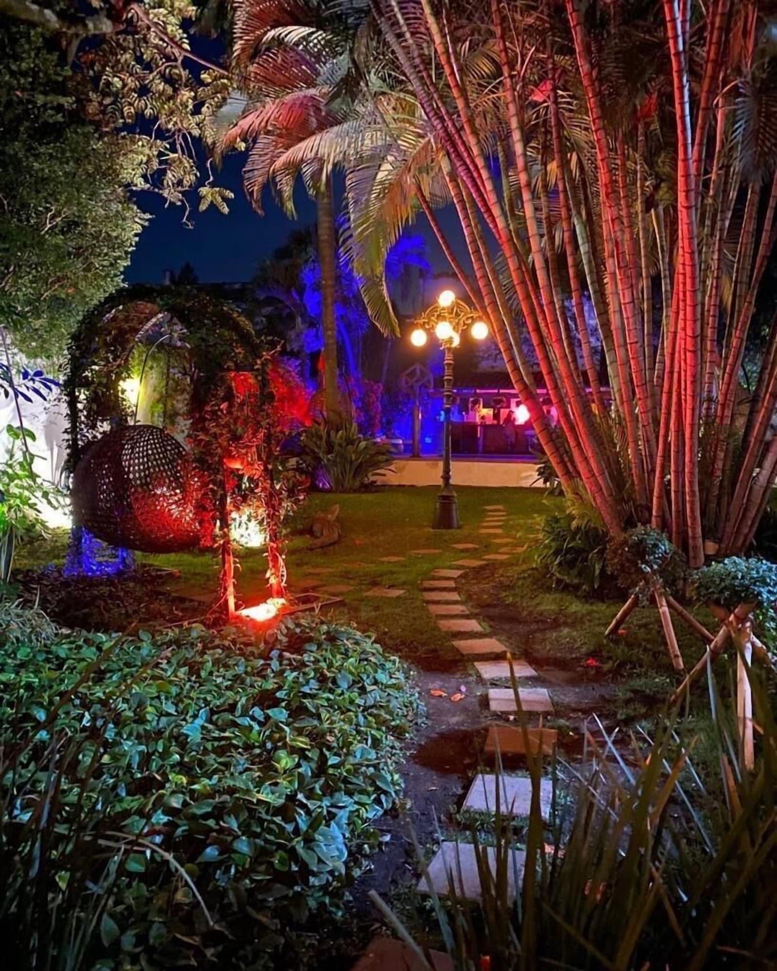 Vista Exterior La Provence Restaurant & Boutique Hotel