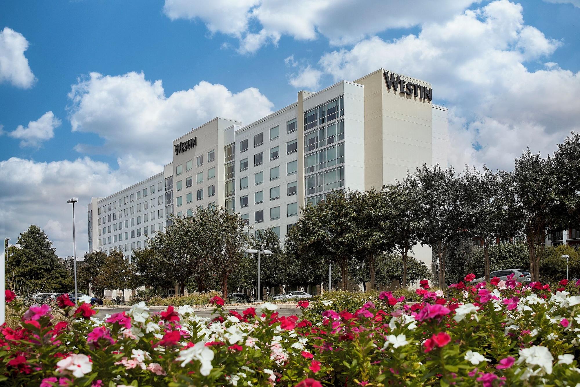 Vista Exterior The Westin Austin at The Domain