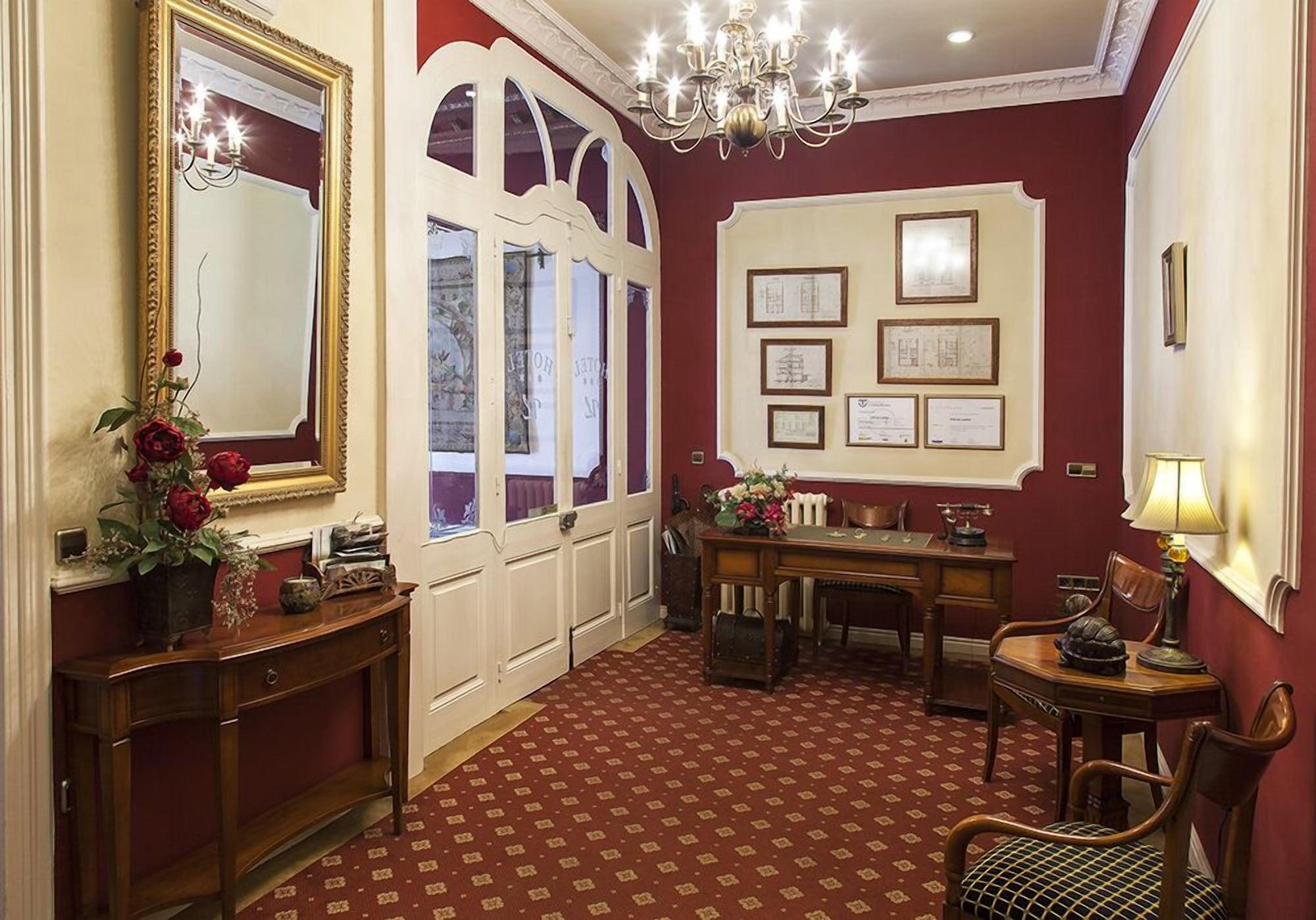 Vista Lobby Hotel Villa de Luarca