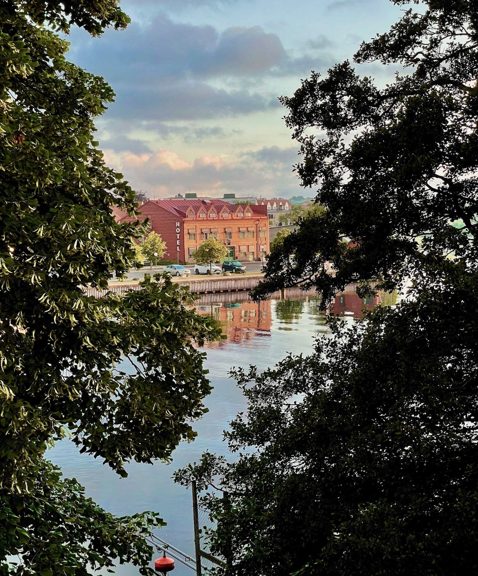 Varios Hotel Hamngatan 27