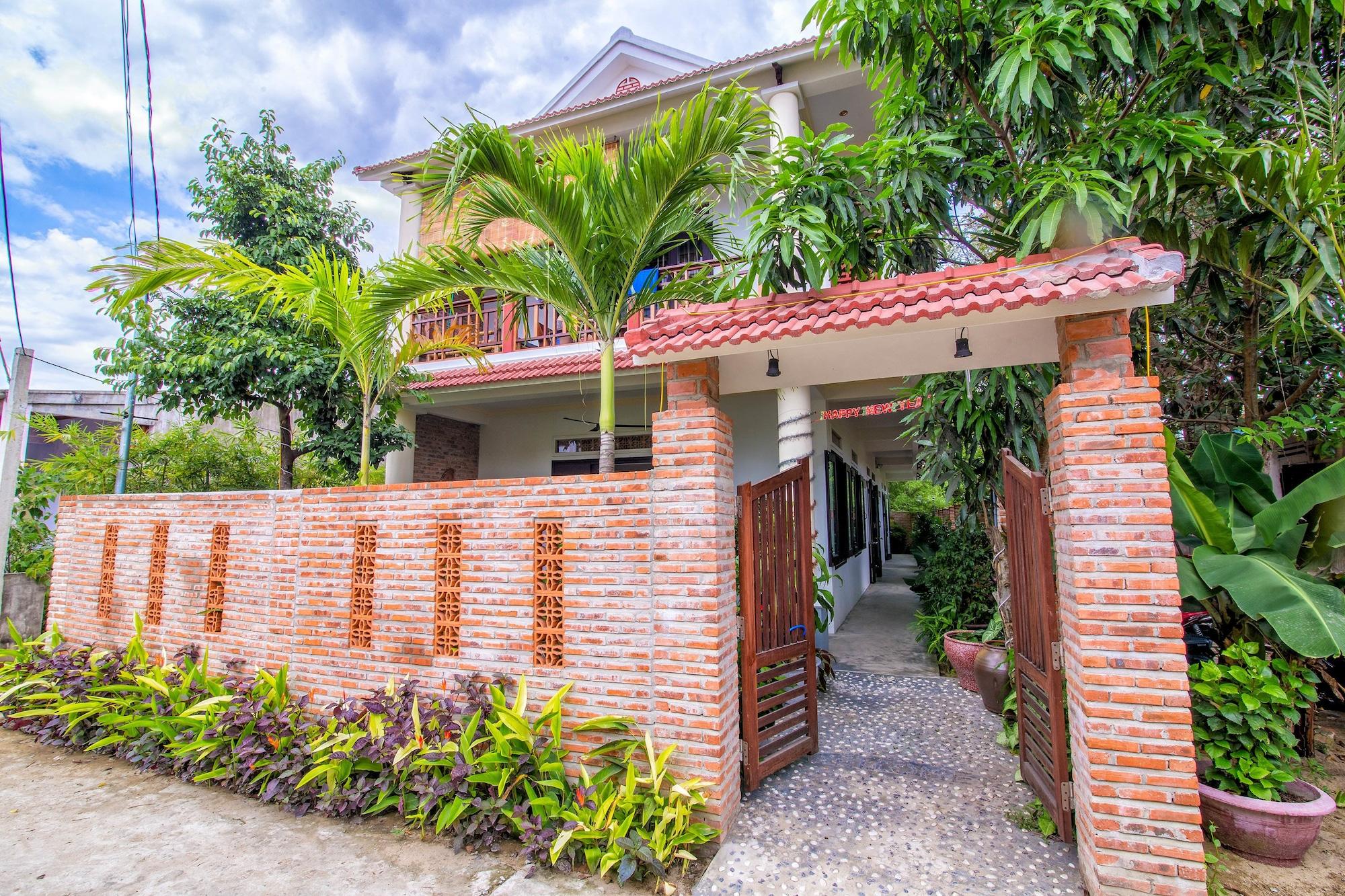 Varios Blue Beach Village Homestay