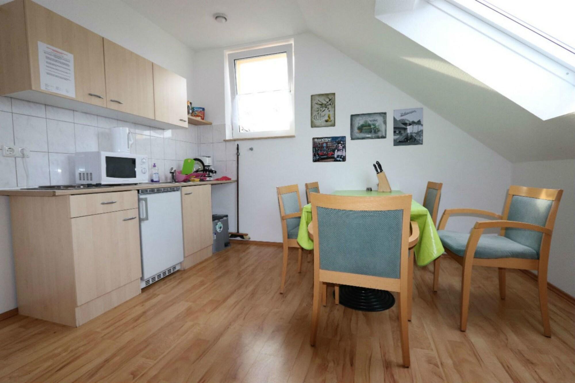 Instalaciones Recreativas Penny Pension