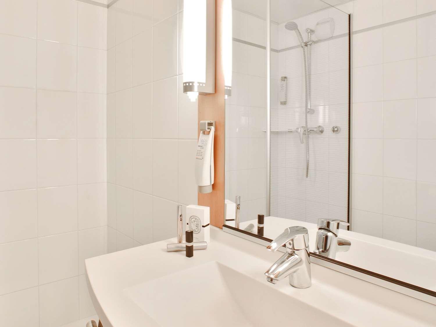 Hotel Ibis Paris Grands Boulevards Opera 9th