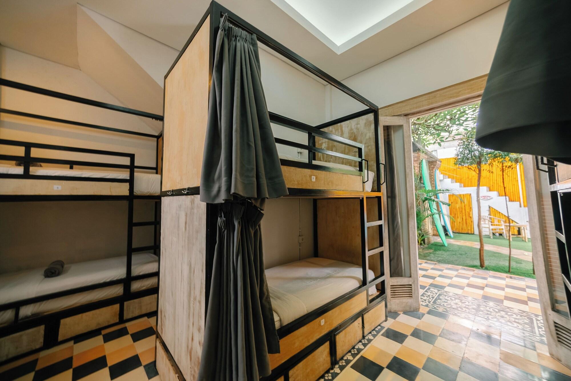 Habitación Mojosurf Camp Canggu - Hostel