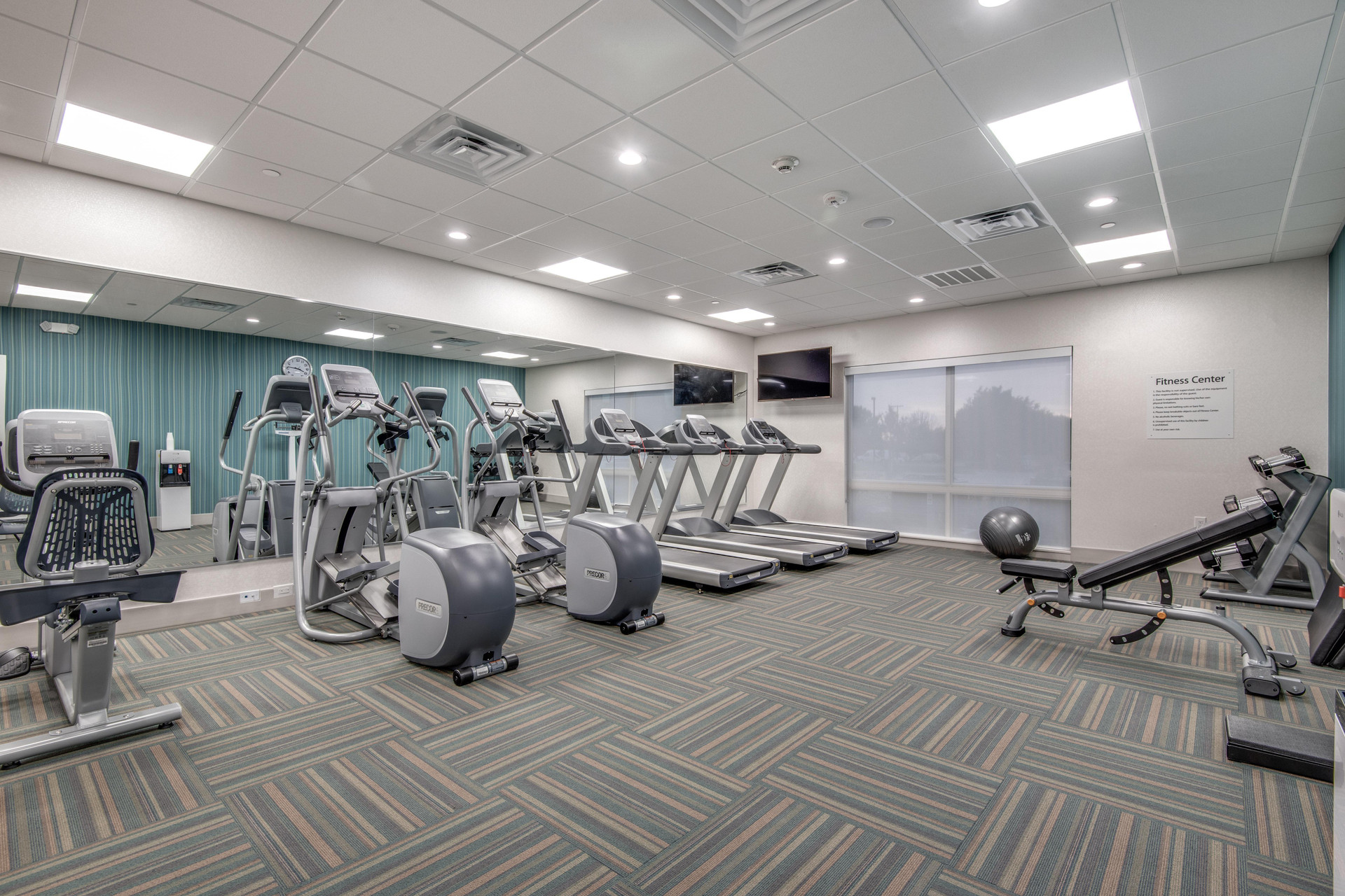 Instalaciones Recreativas Holiday Inn Express & Suites Dallas North - Addison by IHG