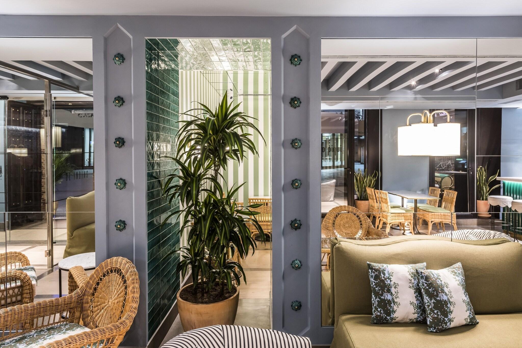 Vista Lobby Intelier Casa de Indias Hotel