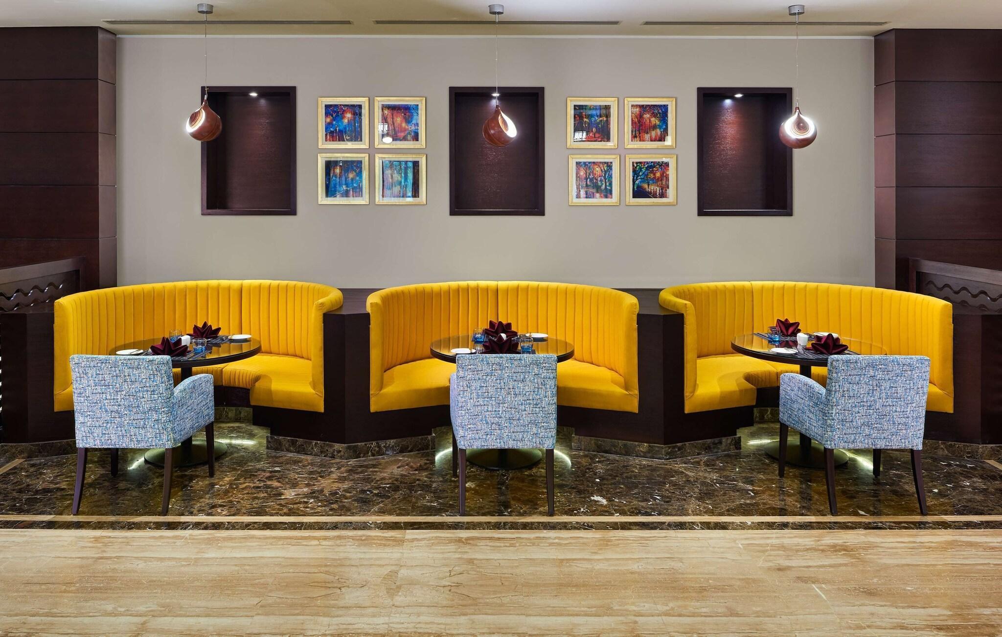 Restaurant Hilton Alexandria Green Plaza