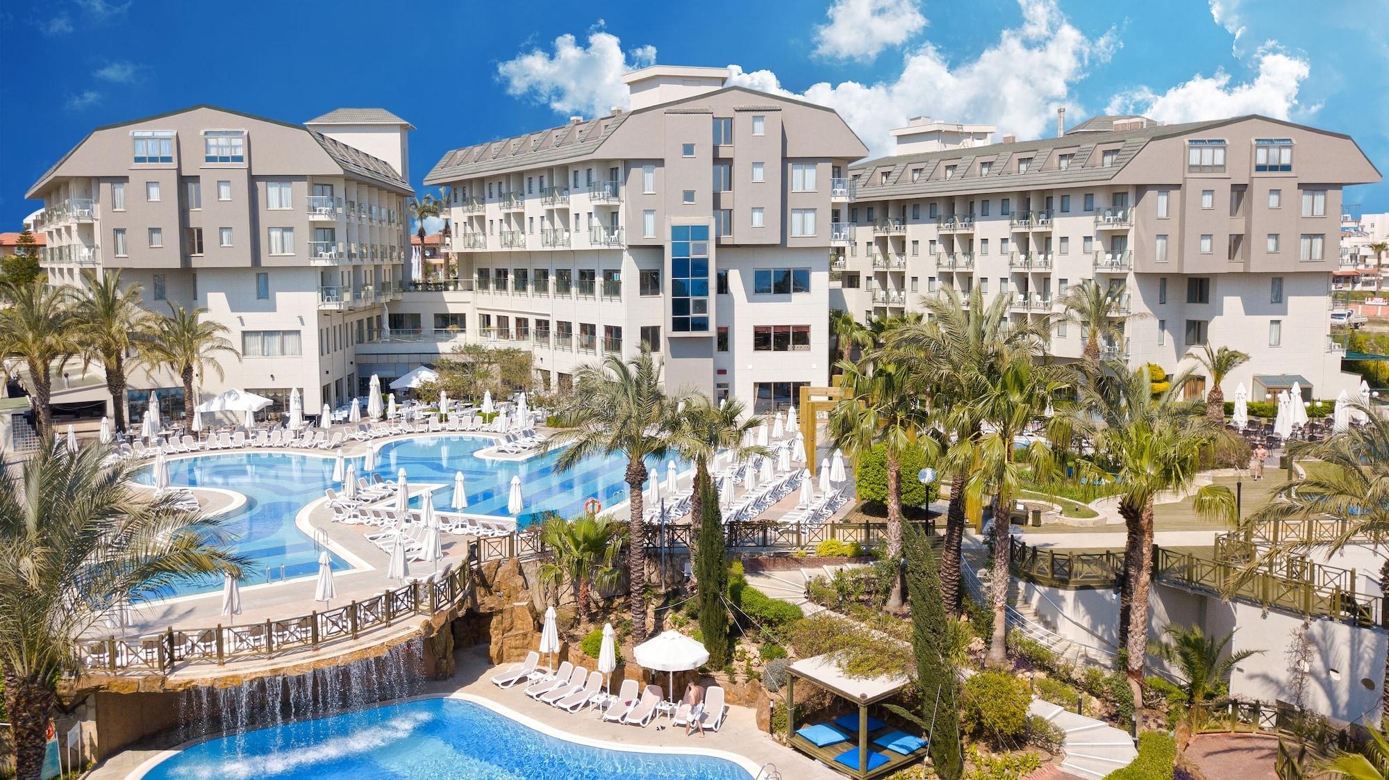 Vista Exterior Novum Garden Side - All Inclusive