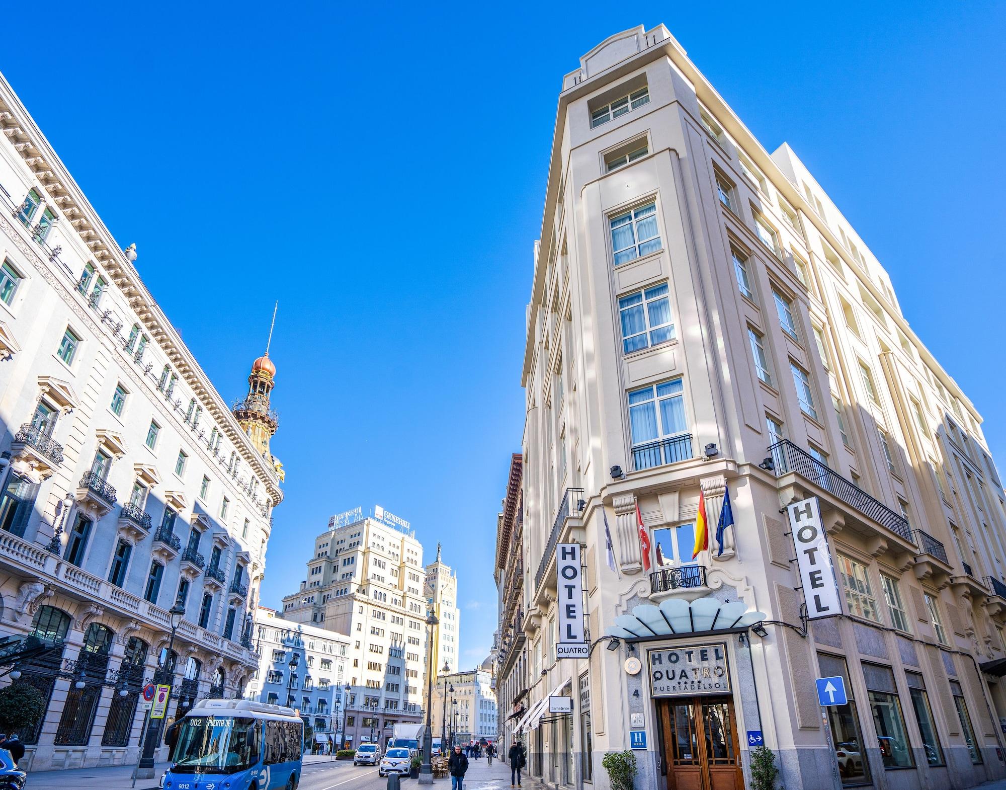 Vista Exterior Hotel Quatro Puerta Del Sol
