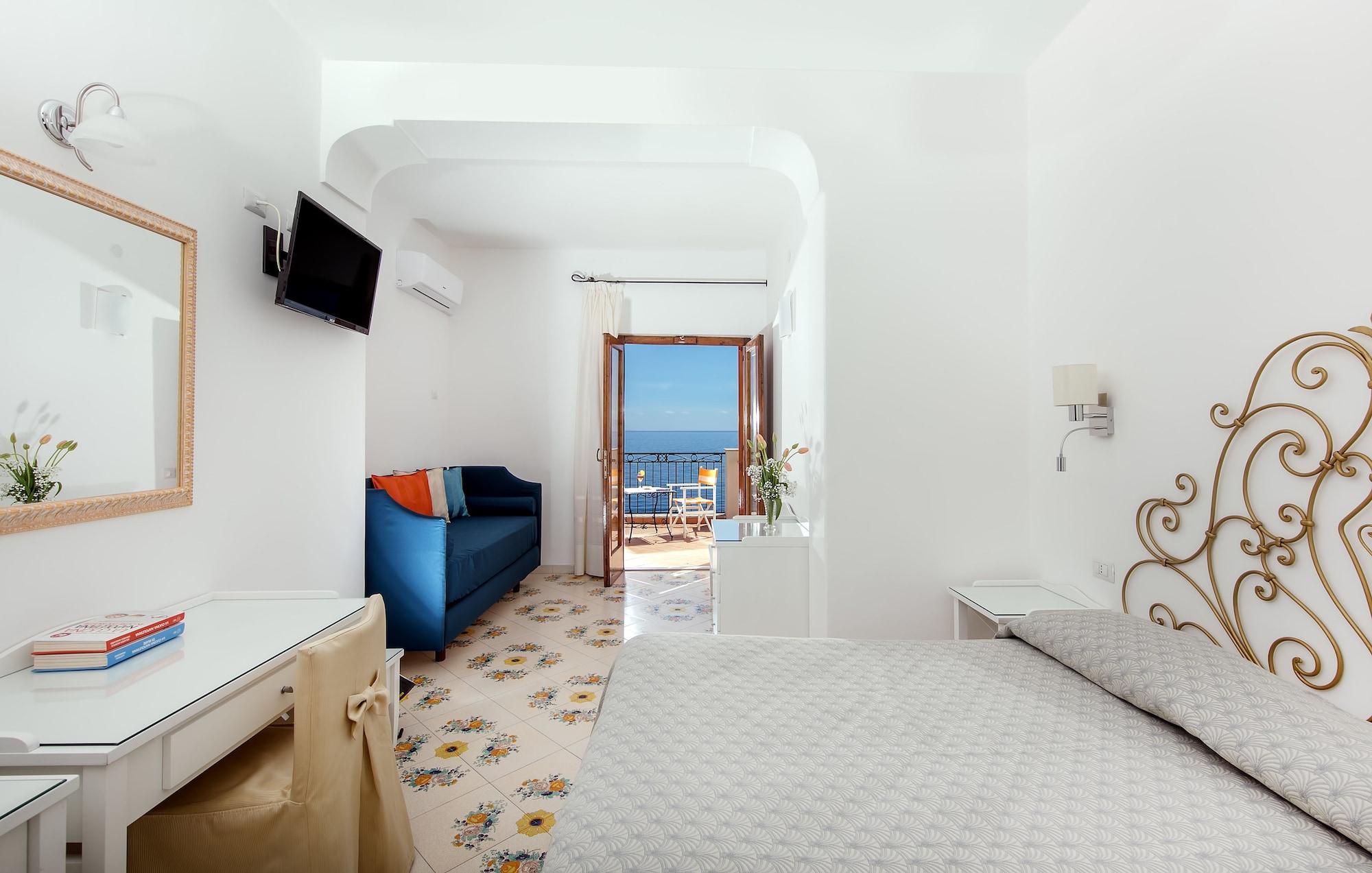 Vista Exterior Hotel Pupetto