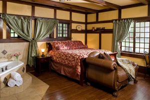 Alojamiento - Hilltop Manor Bed and Breakfast