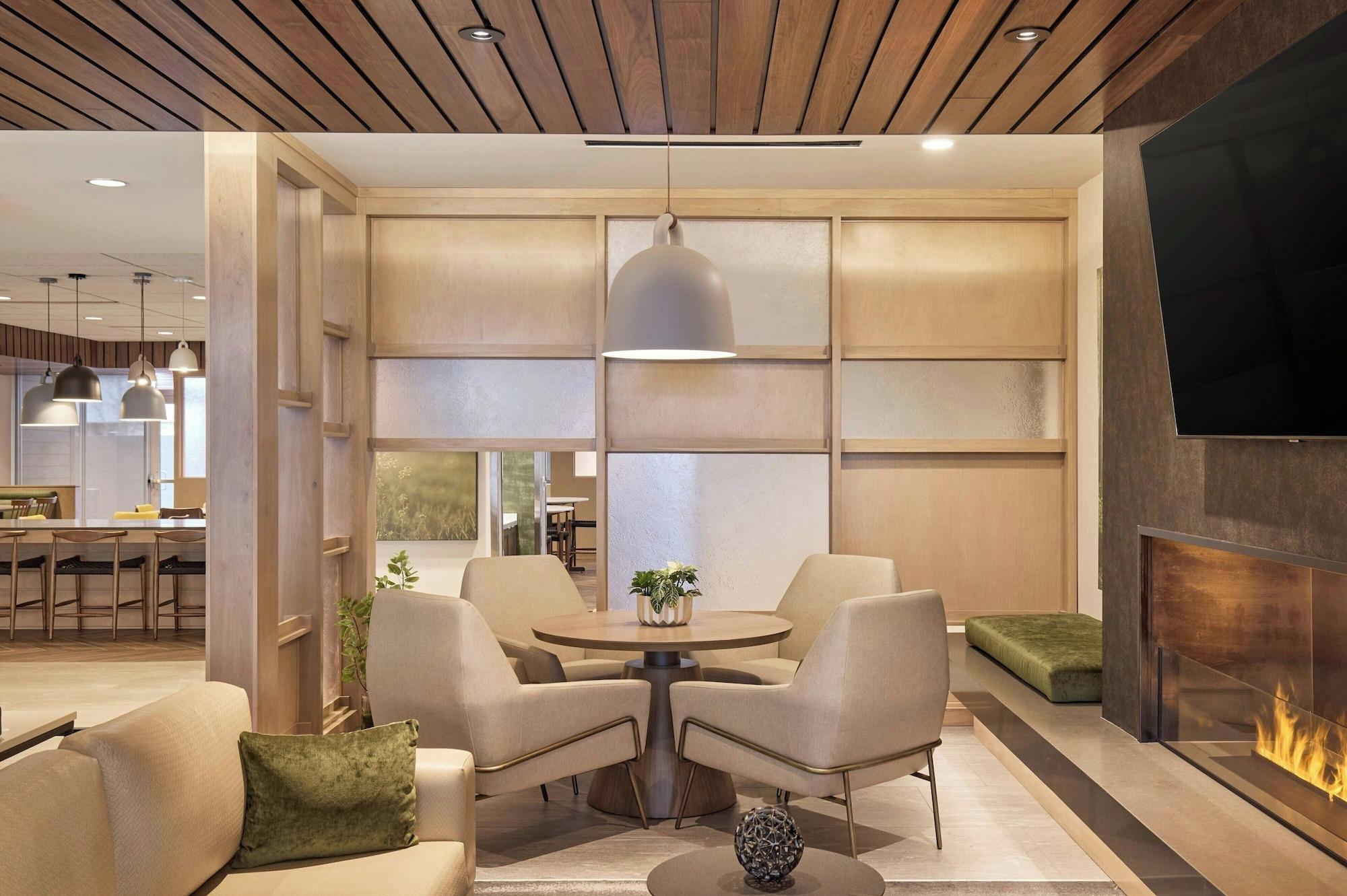 Vista Lobby Fairfield By Marriott Inn & Suites Salt Lake City Southwest