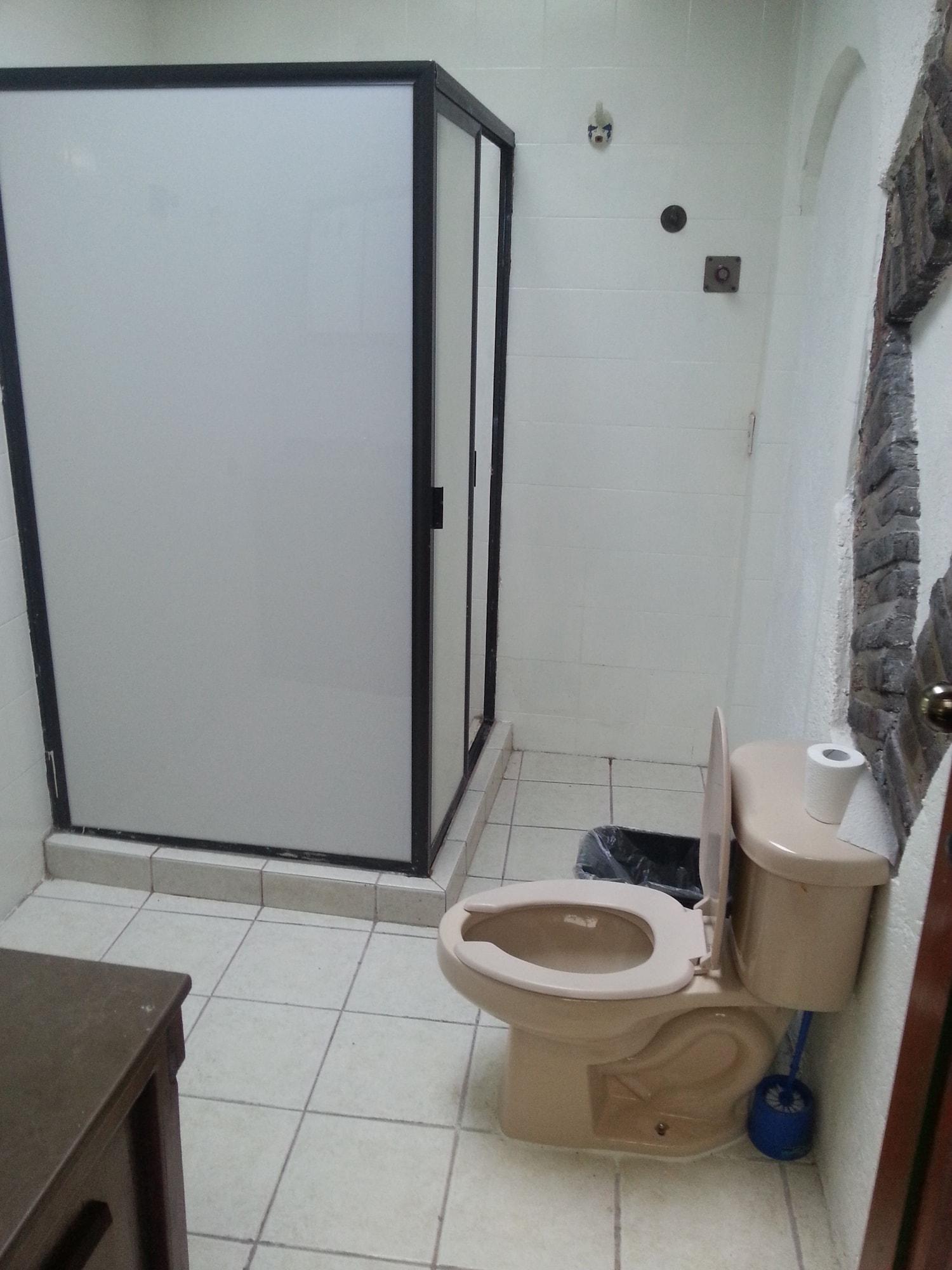 Equipamiento de Habitación Suites Bosques Medica Sur