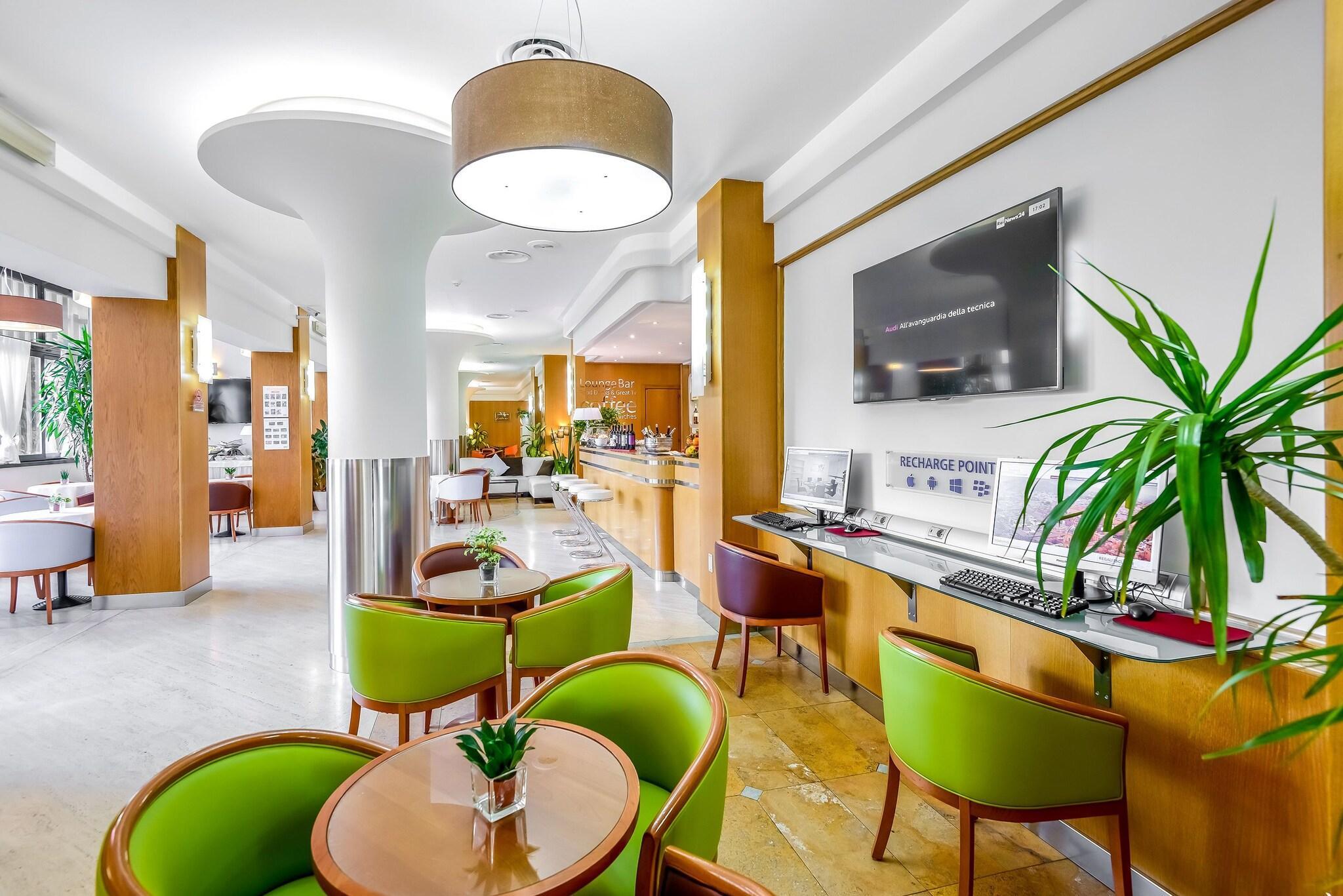 Vista Lobby Hotel Bologna Airport