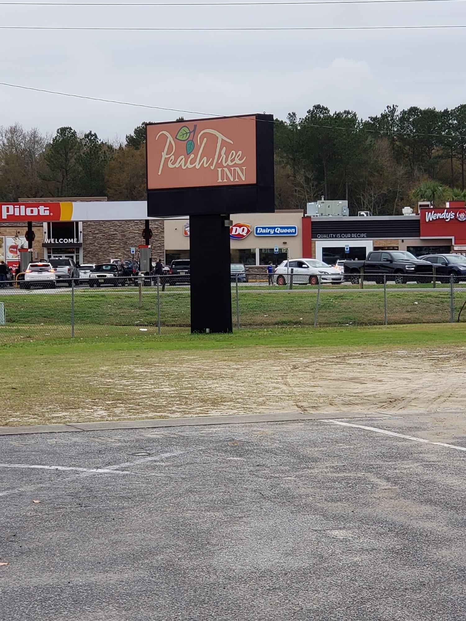 Vista Exterior Peach Tree Inn