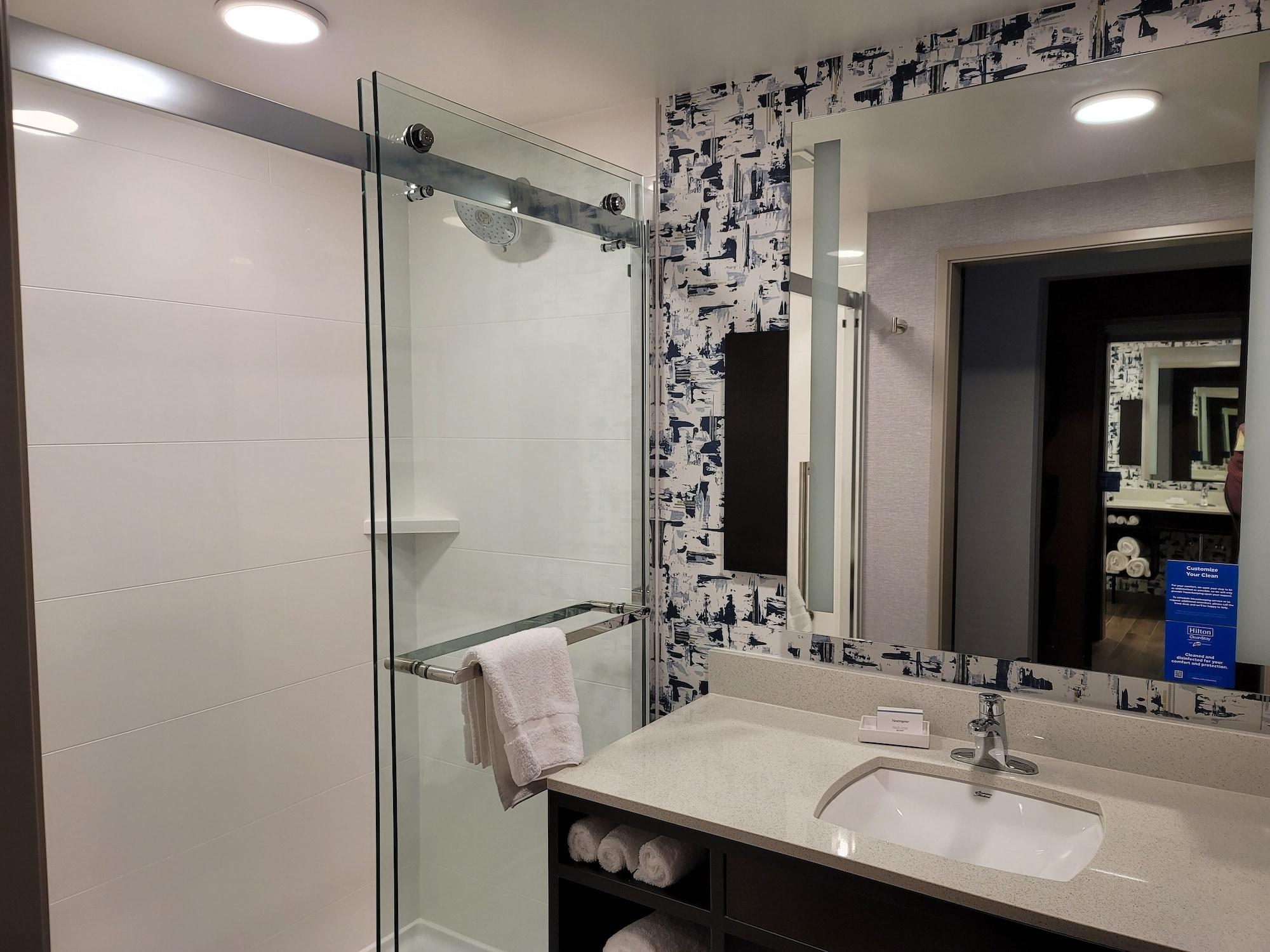 Equipamiento de Habitación Hilton Garden Inn Cedar Rapids