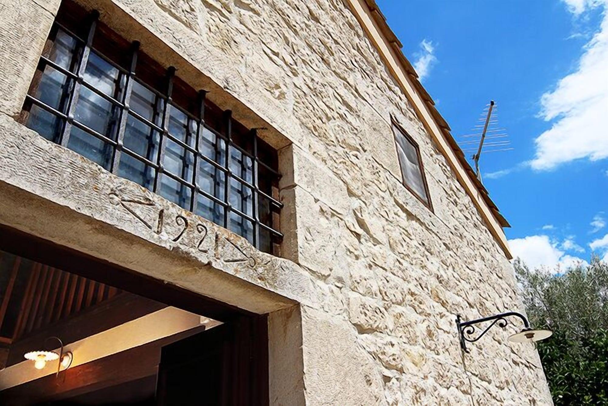 Vista Exterior Agriturismo Il Melograno